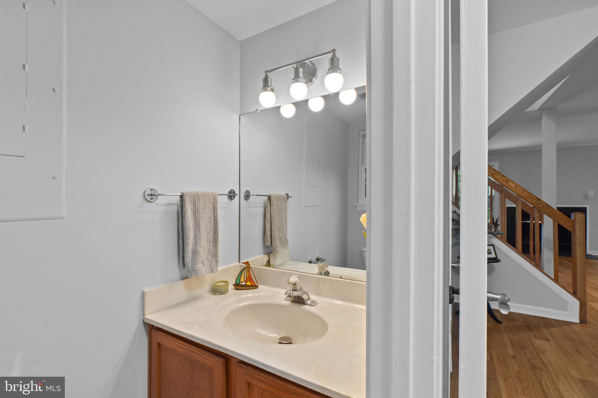 MARINERS LANDING - Residential
