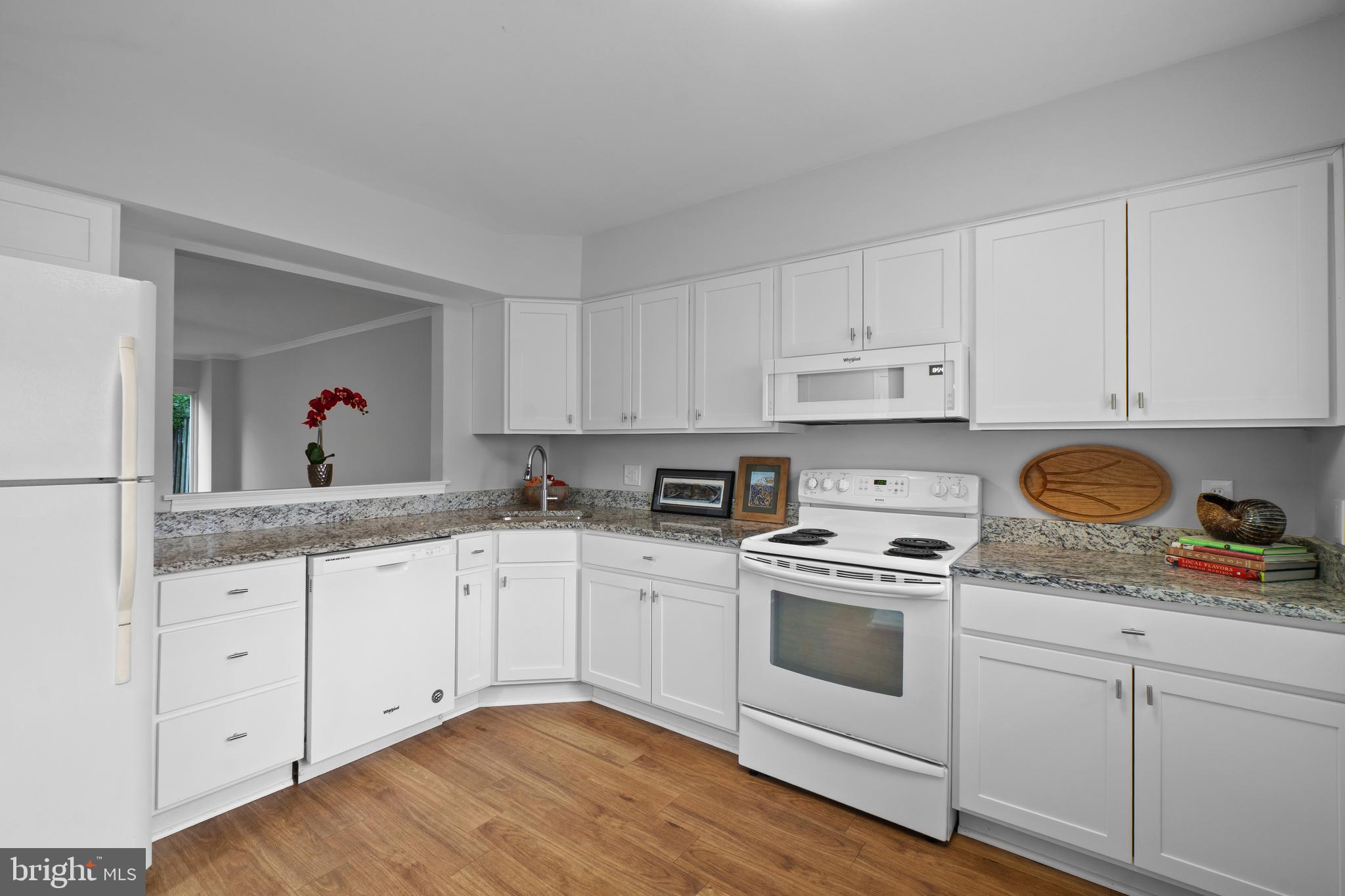 MARINERS LANDING - Residential