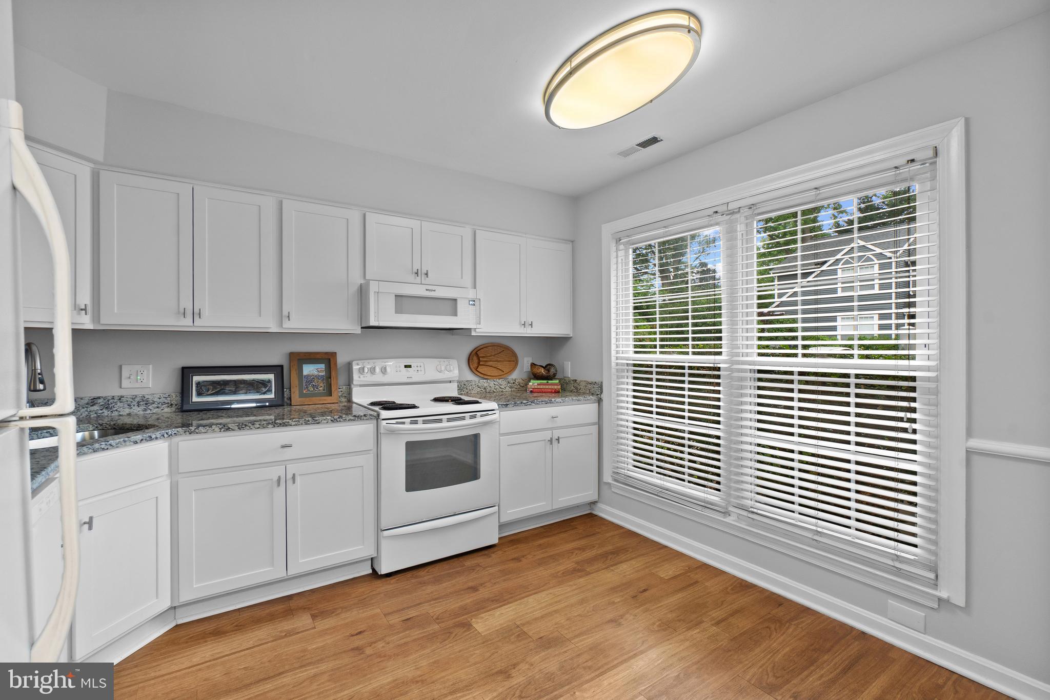 MARINERS LANDING - Residential