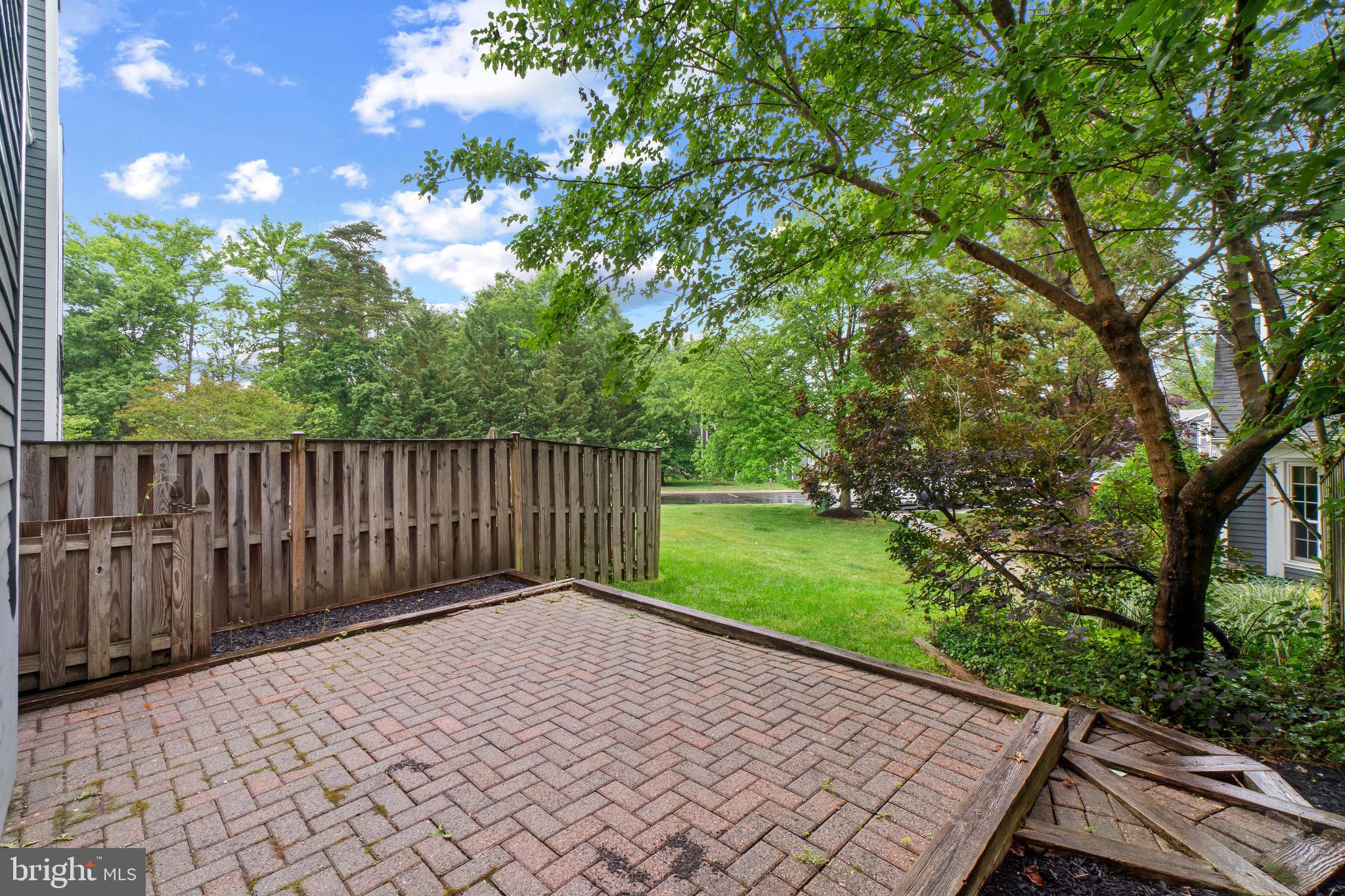 MARINERS LANDING - Residential