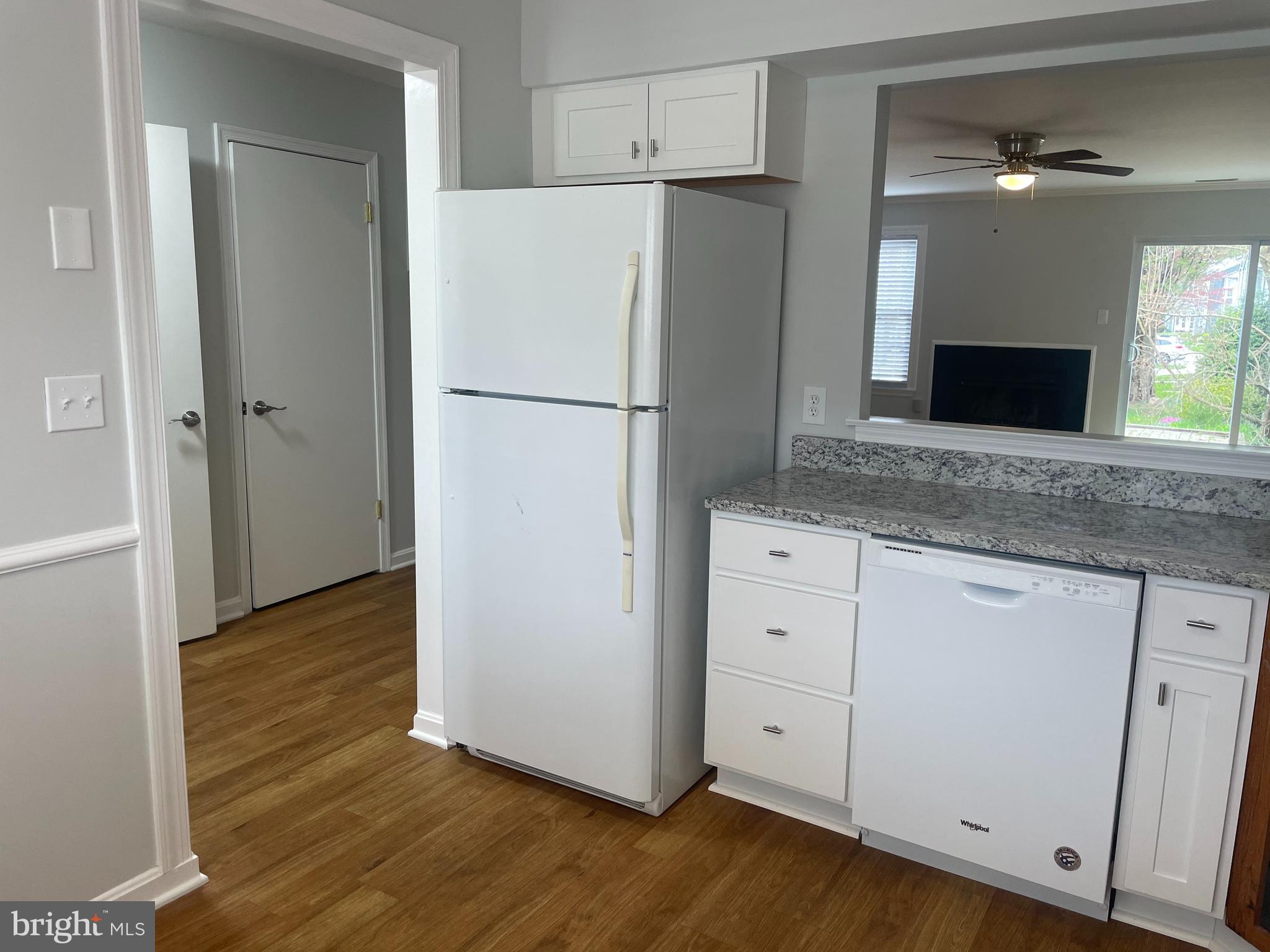 7 MIZZEN COURT