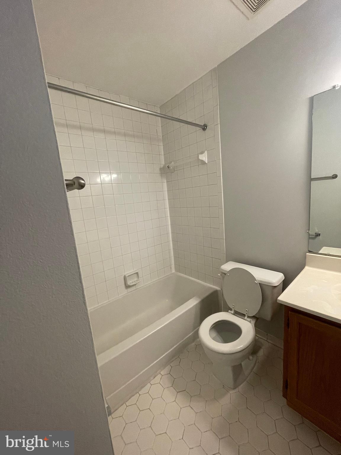 MARINERS LANDING - Residential