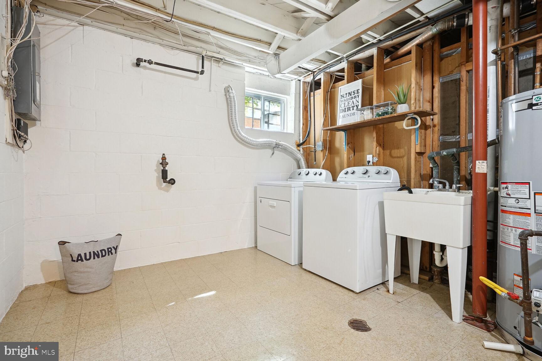 SLEEPY HOLLOW WOODS - Residential