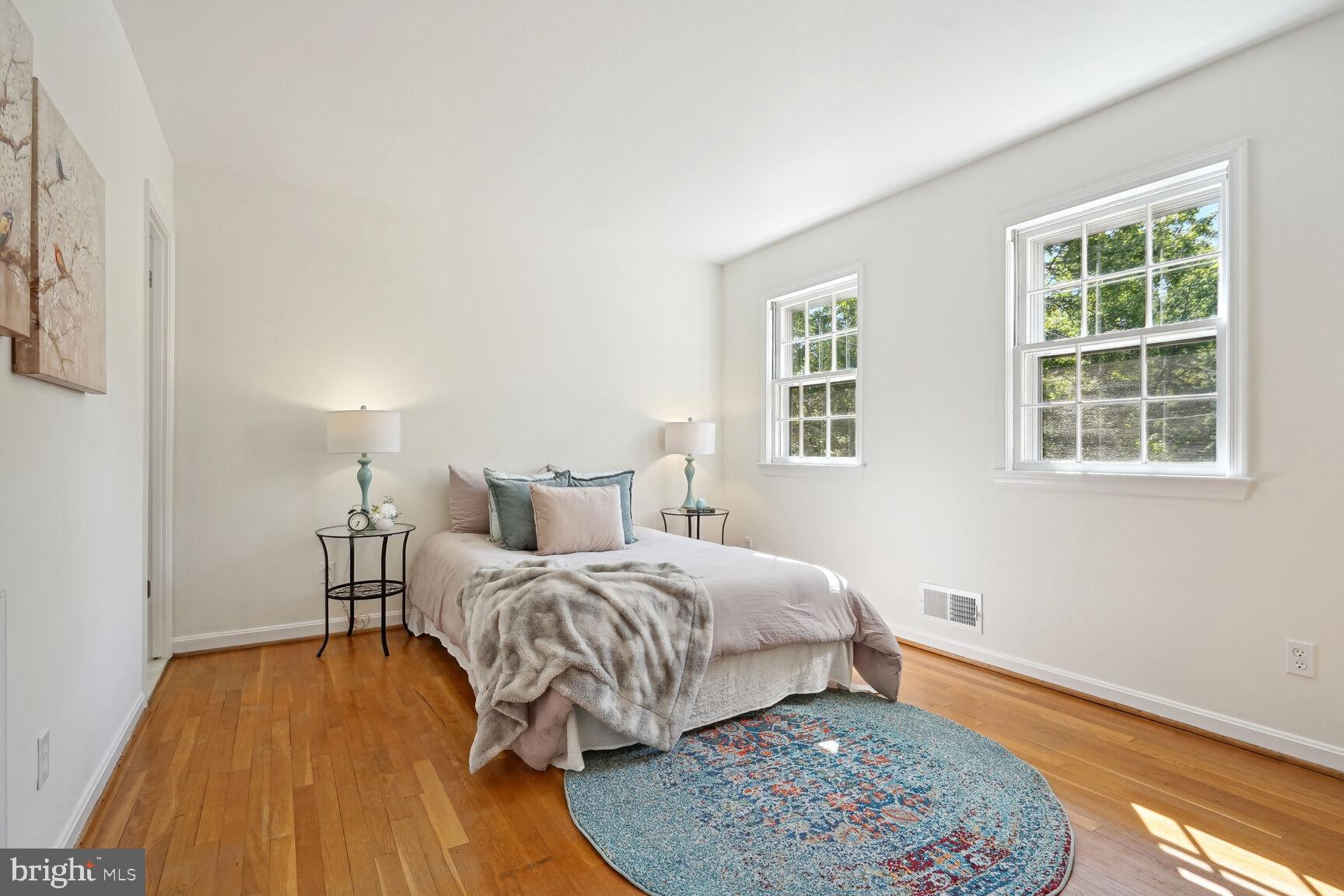 SLEEPY HOLLOW WOODS - Residential