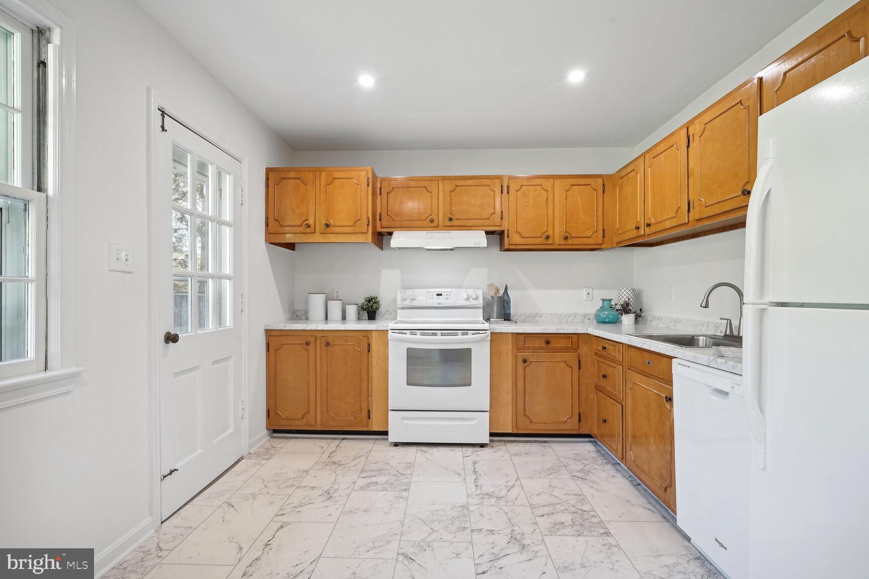 SLEEPY HOLLOW WOODS - Residential