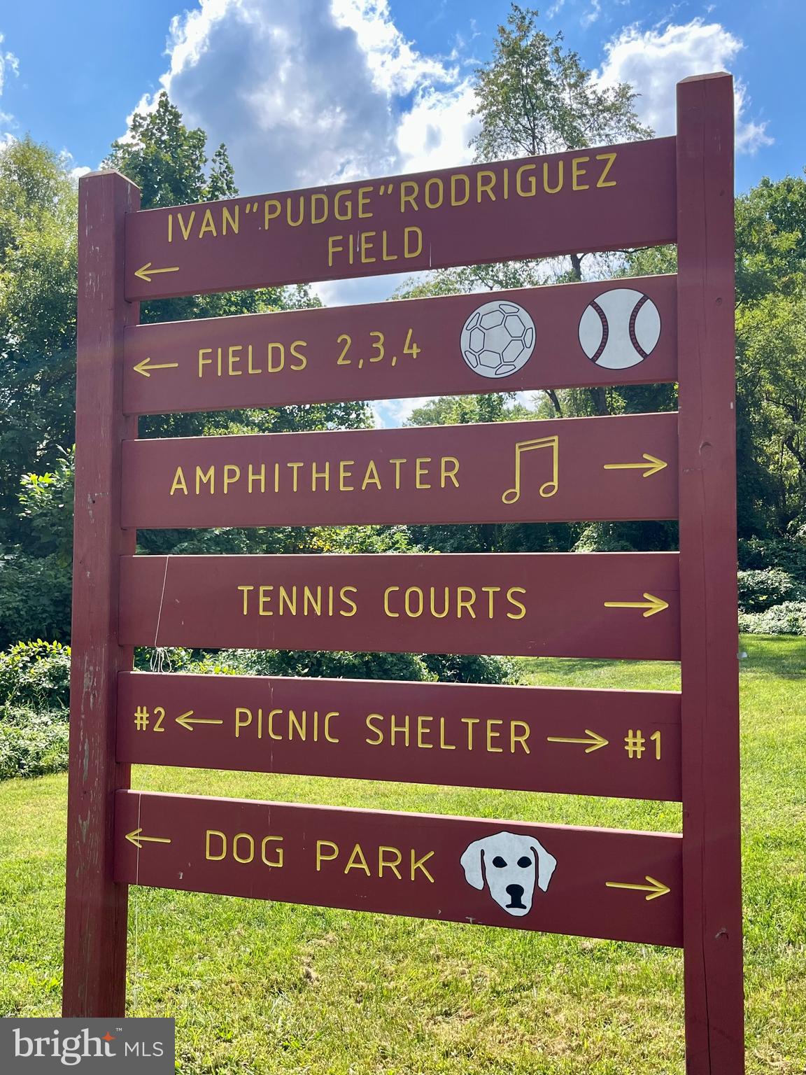 SLEEPY HOLLOW WOODS - Residential