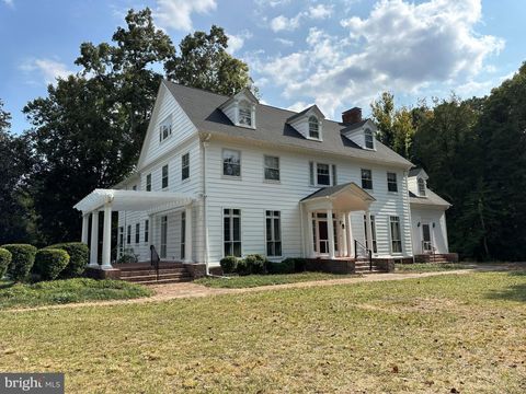 1713 CAMDEN AVENUE AVENUE SALISBURY MD 21801
