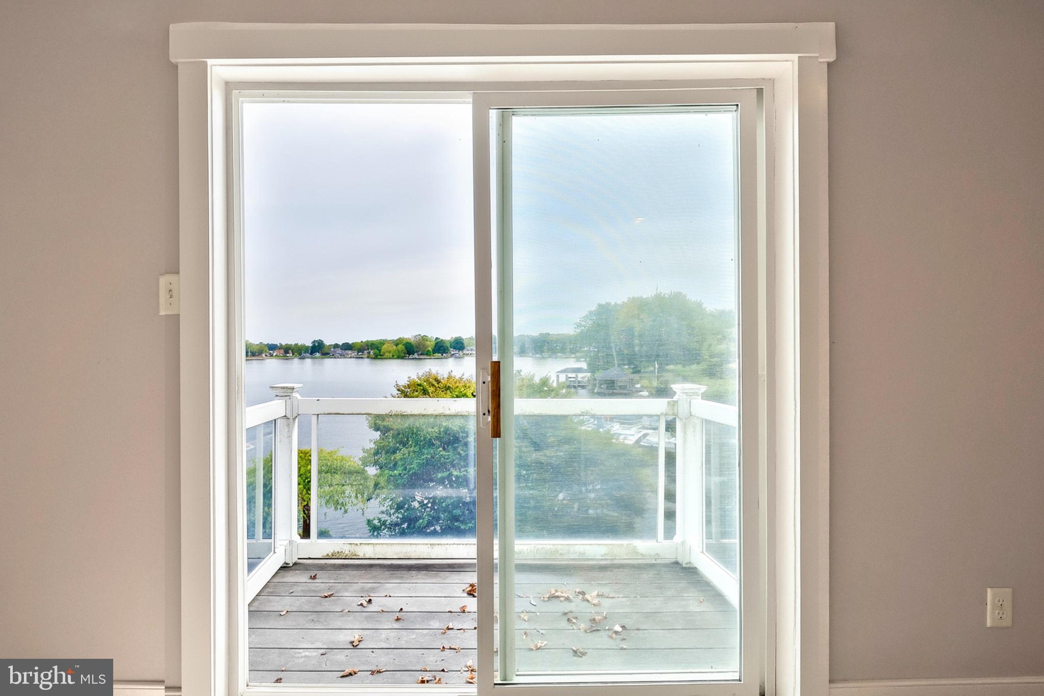 LAKE MEADE - Residential