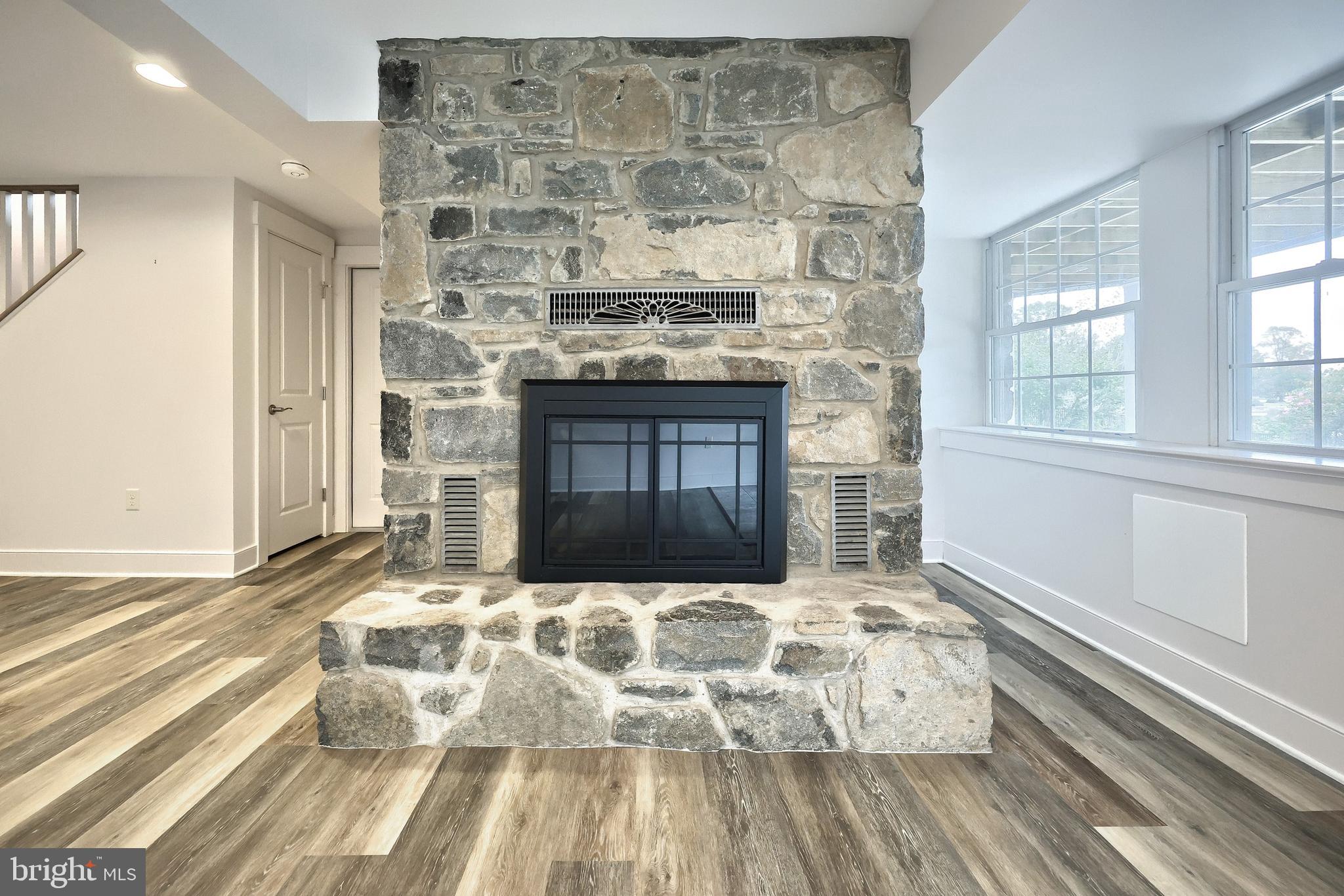 LAKE MEADE - Residential