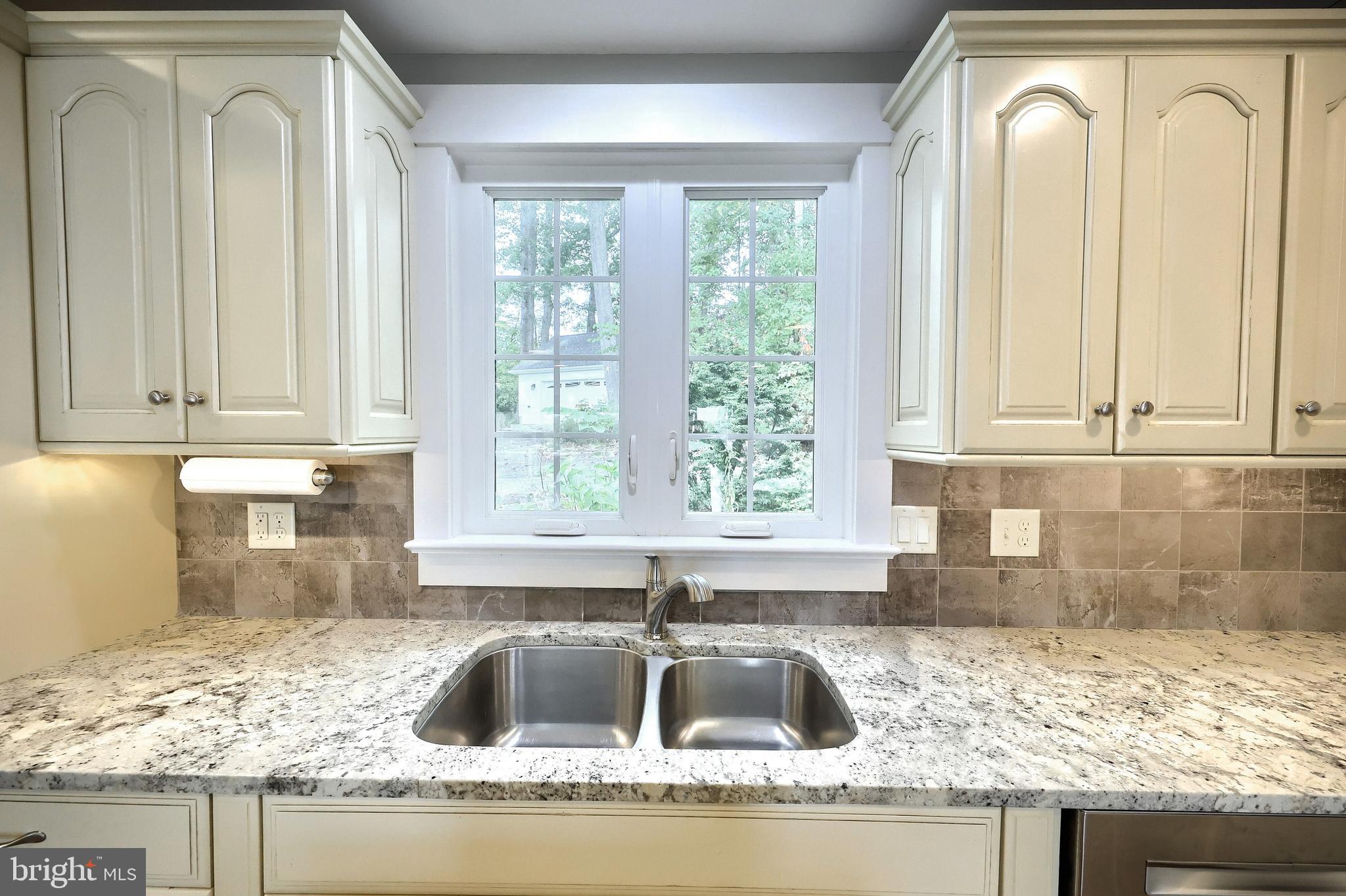 LAKE MEADE - Residential