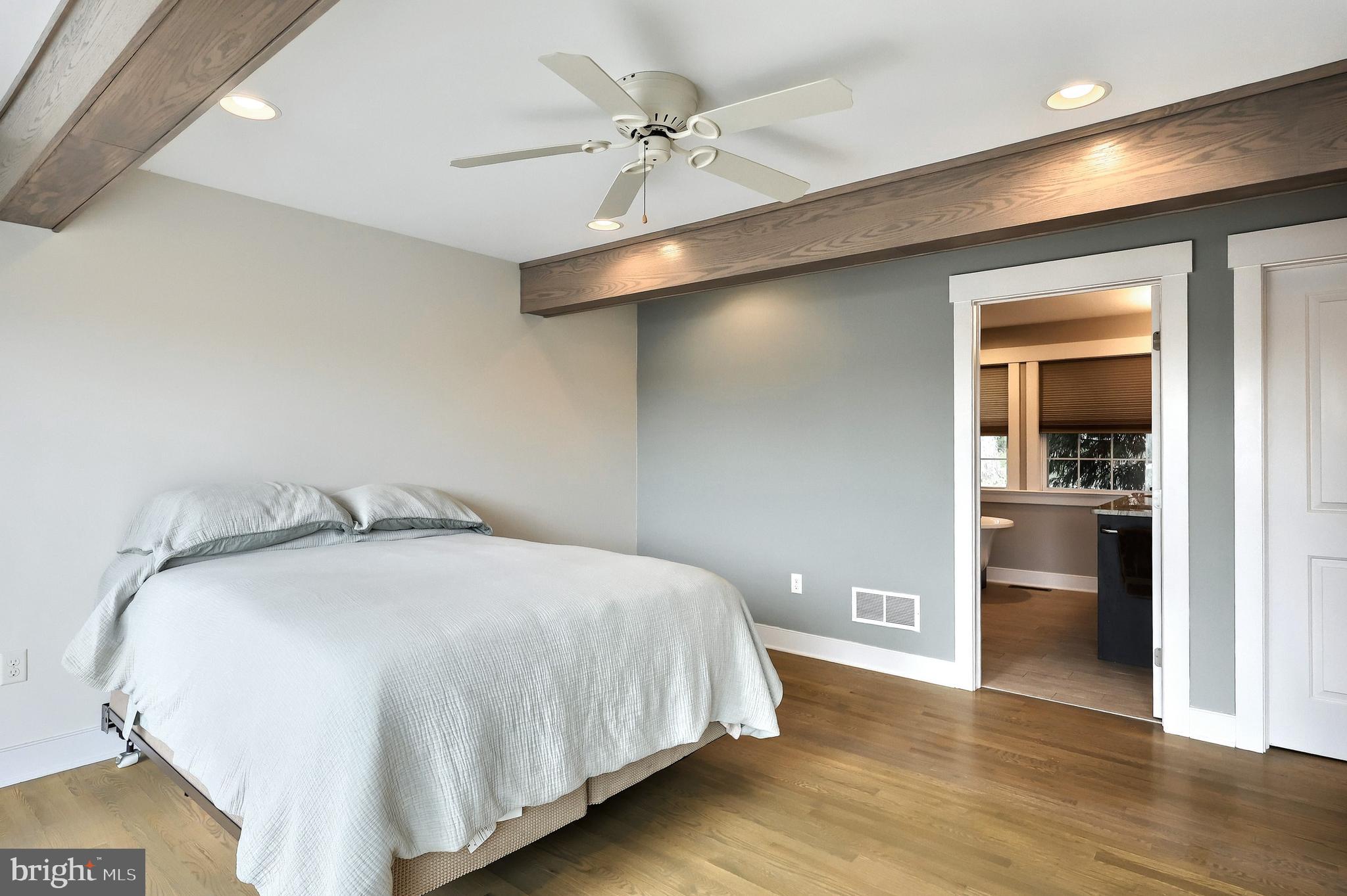 LAKE MEADE - Residential