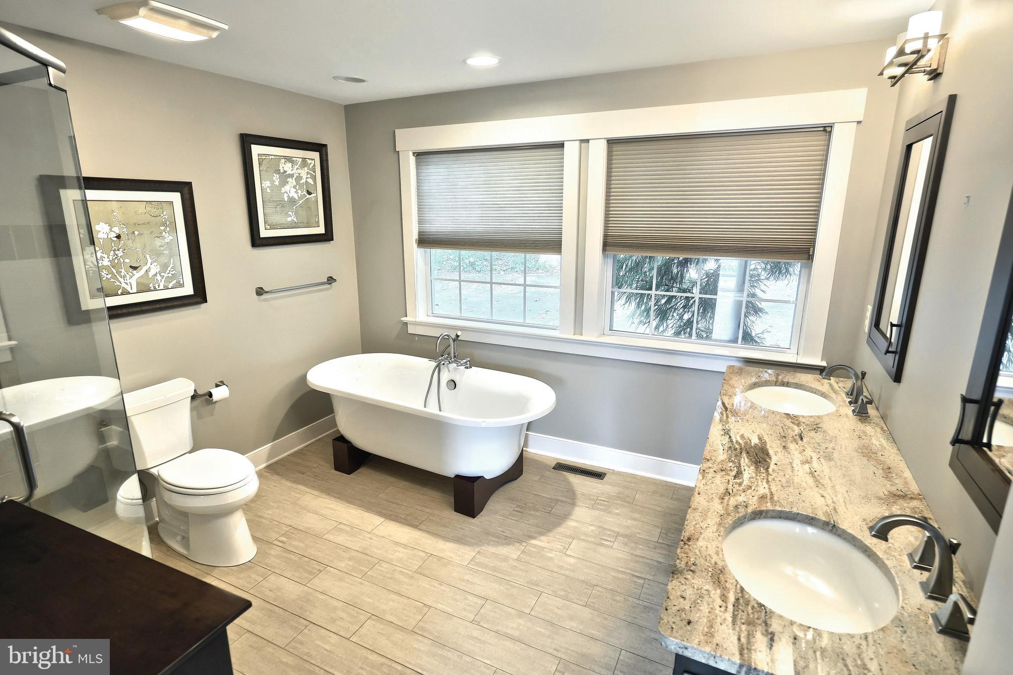 LAKE MEADE - Residential