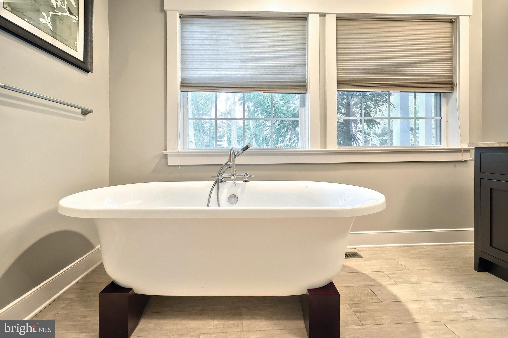 LAKE MEADE - Residential