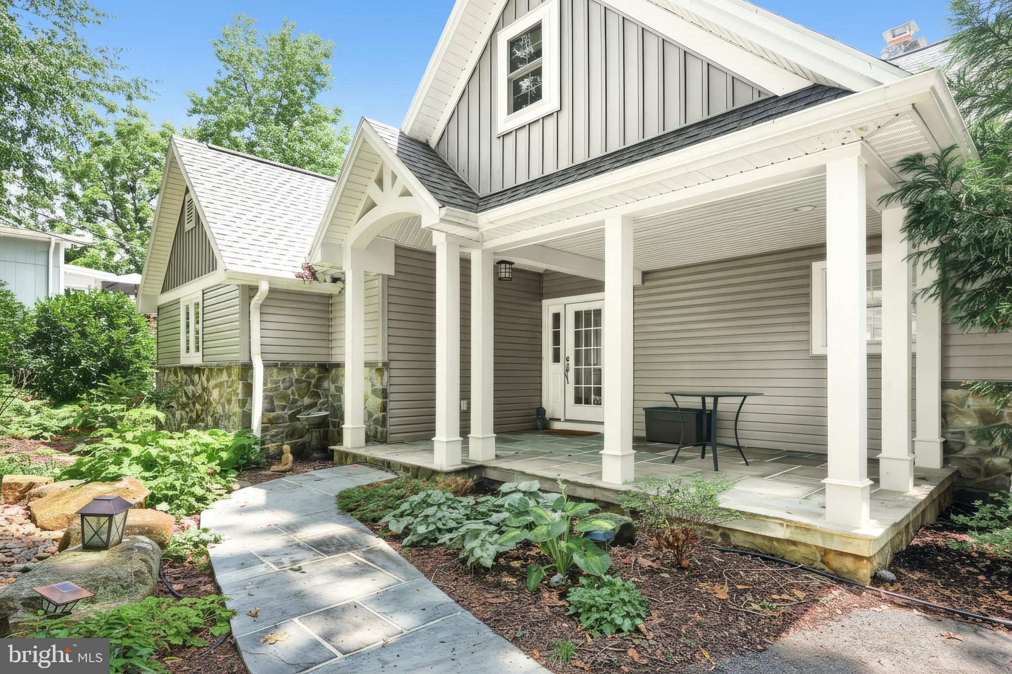 LAKE MEADE - Residential