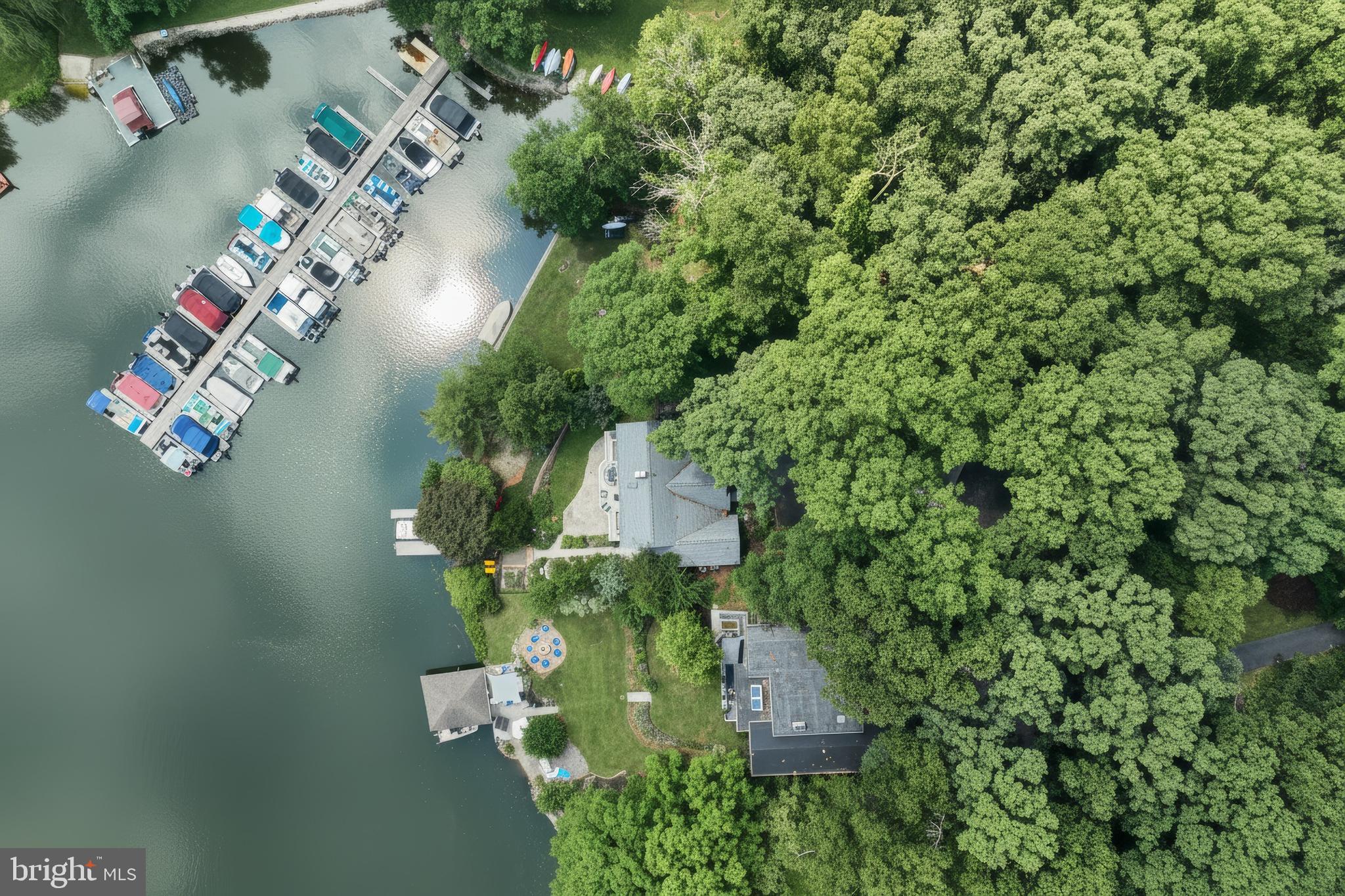 LAKE MEADE - Residential