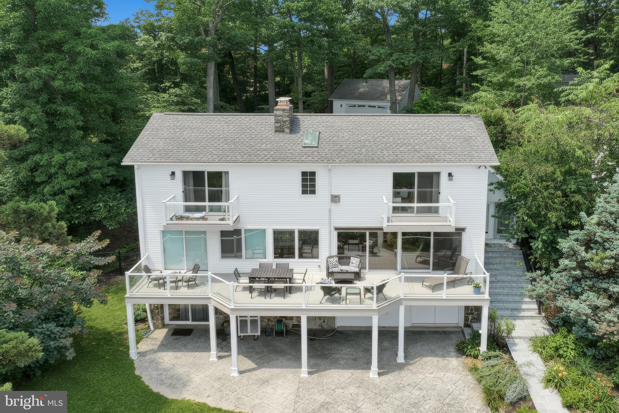 LAKE MEADE - Residential