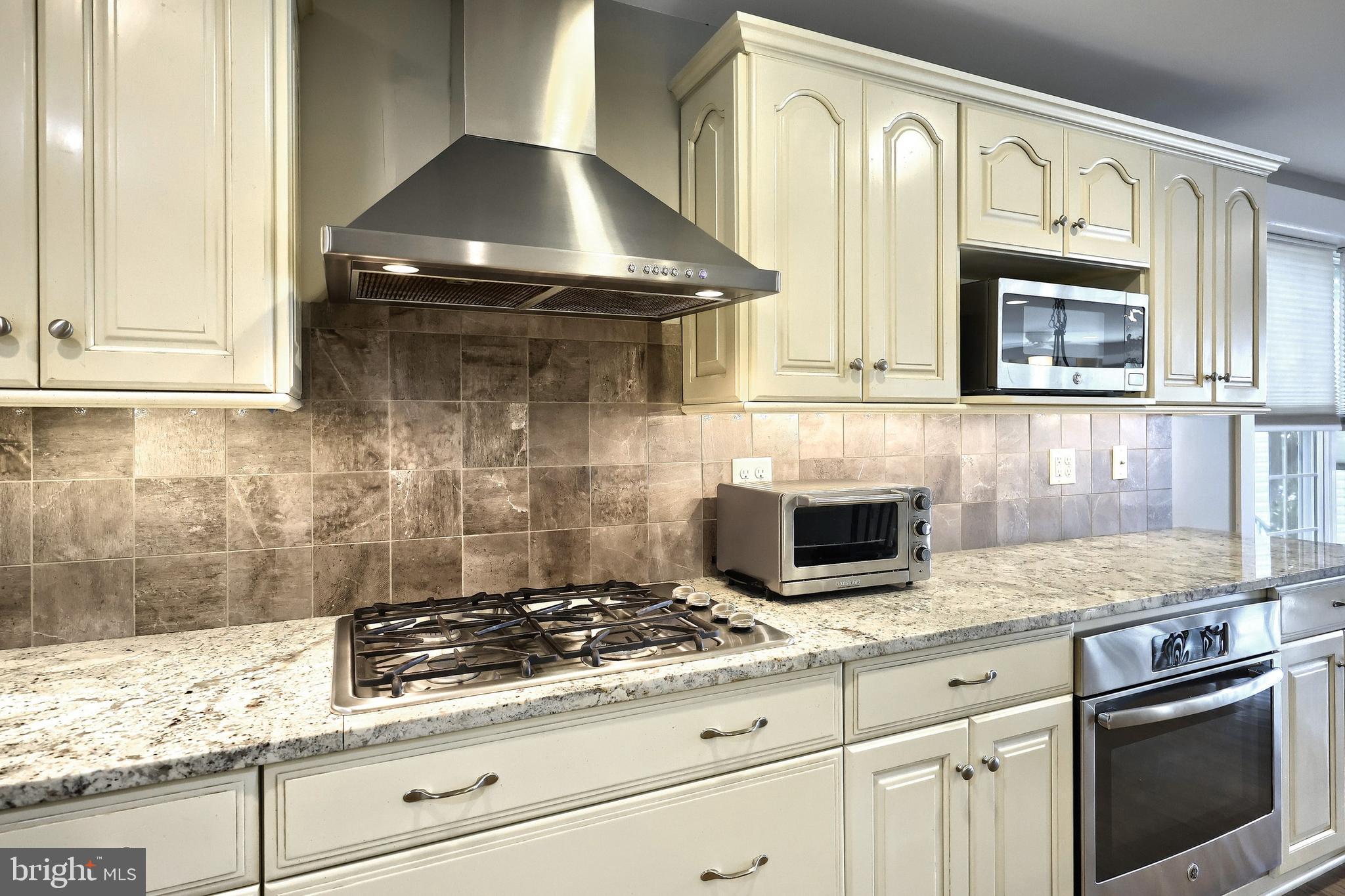 LAKE MEADE - Residential