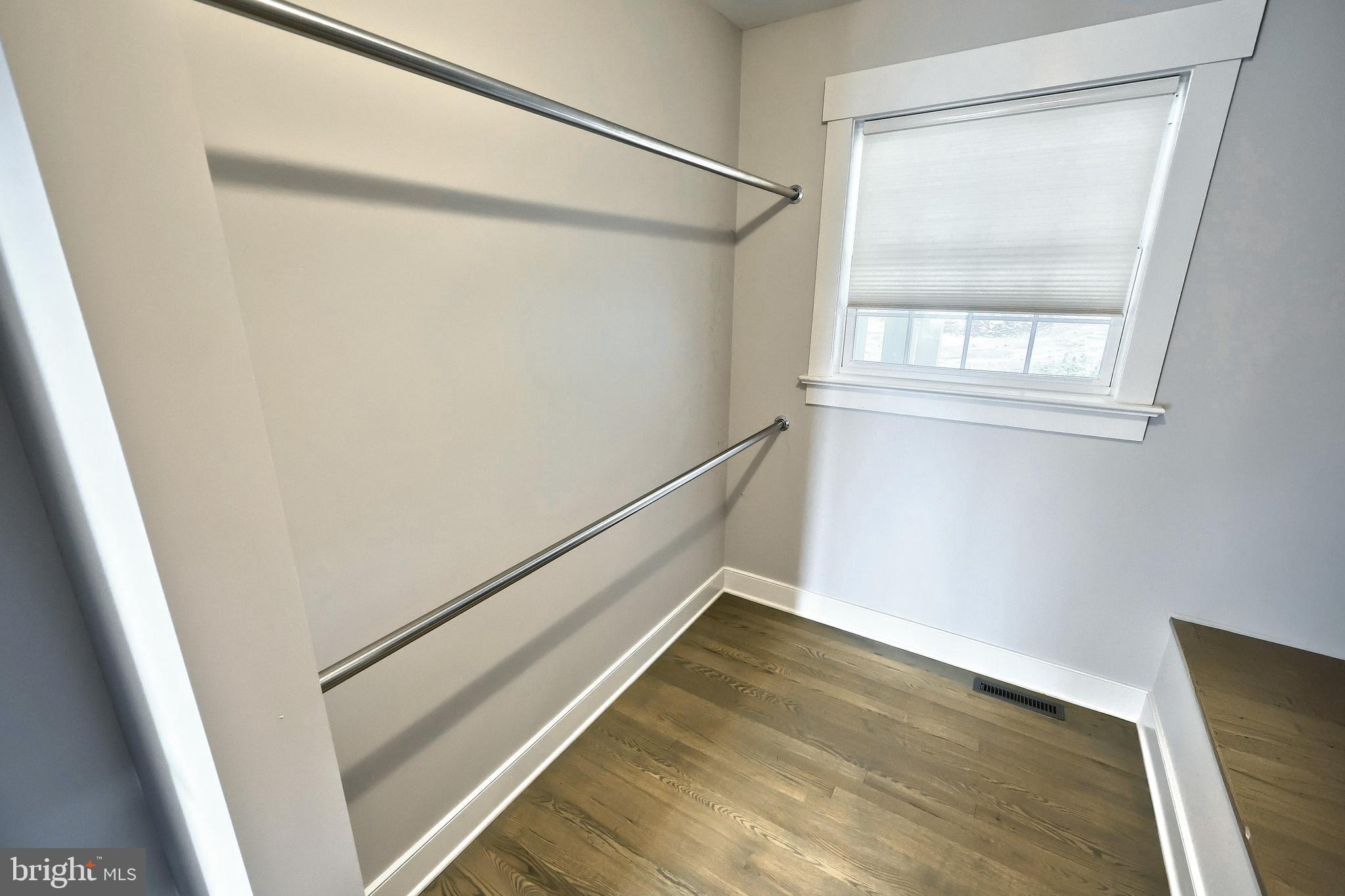 LAKE MEADE - Residential