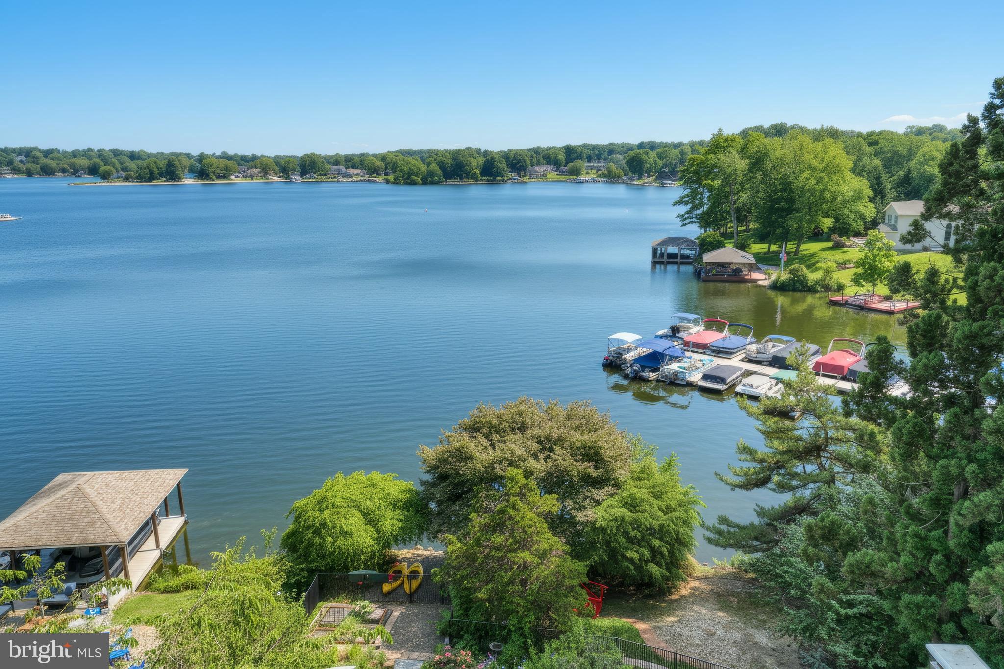 LAKE MEADE - Residential