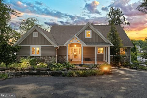 234 LAKE MEADE DRIVE EAST BERLIN PA 17316