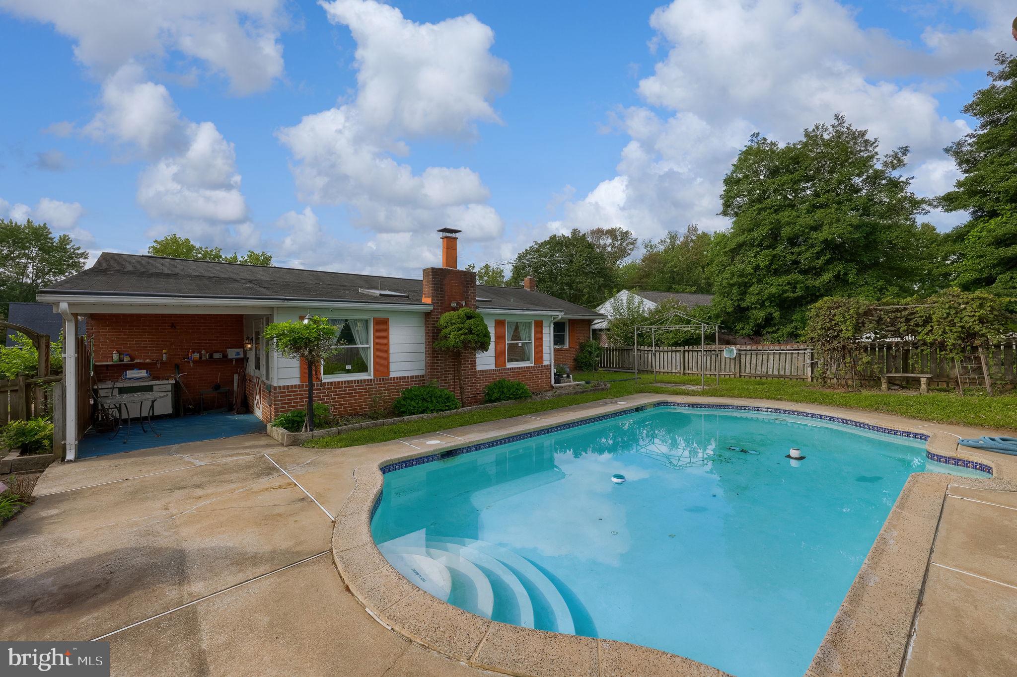 26 TENNYSON DRIVE