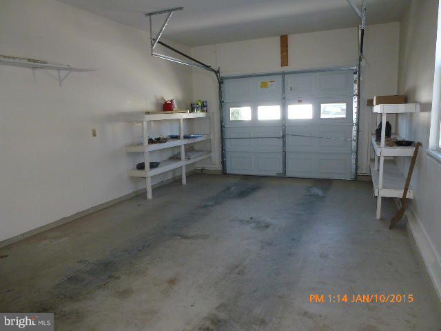 VICTORIA ESTATES - Residential