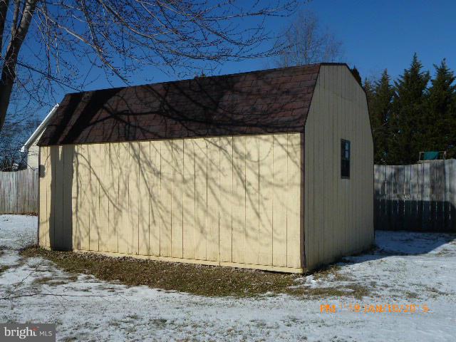 VICTORIA ESTATES - Residential