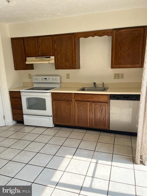 CHESAPEAKE LANDING - Residential