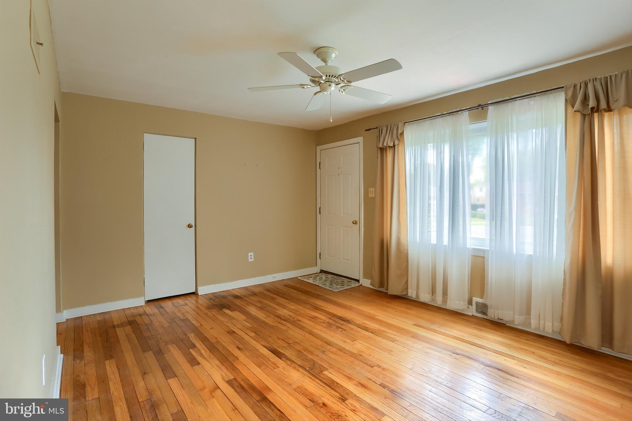 HAMPDEN GARDENS - Residential