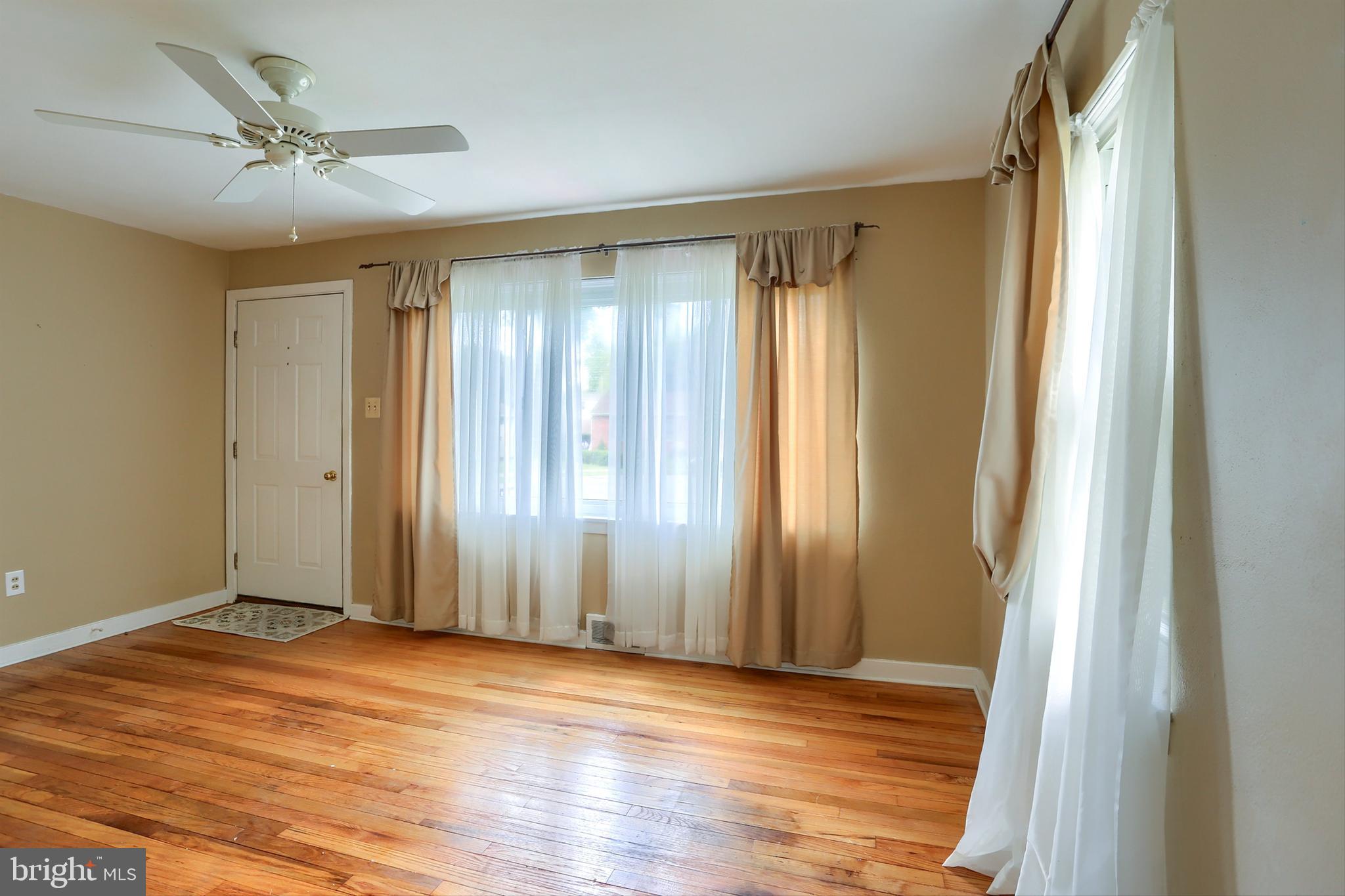HAMPDEN GARDENS - Residential