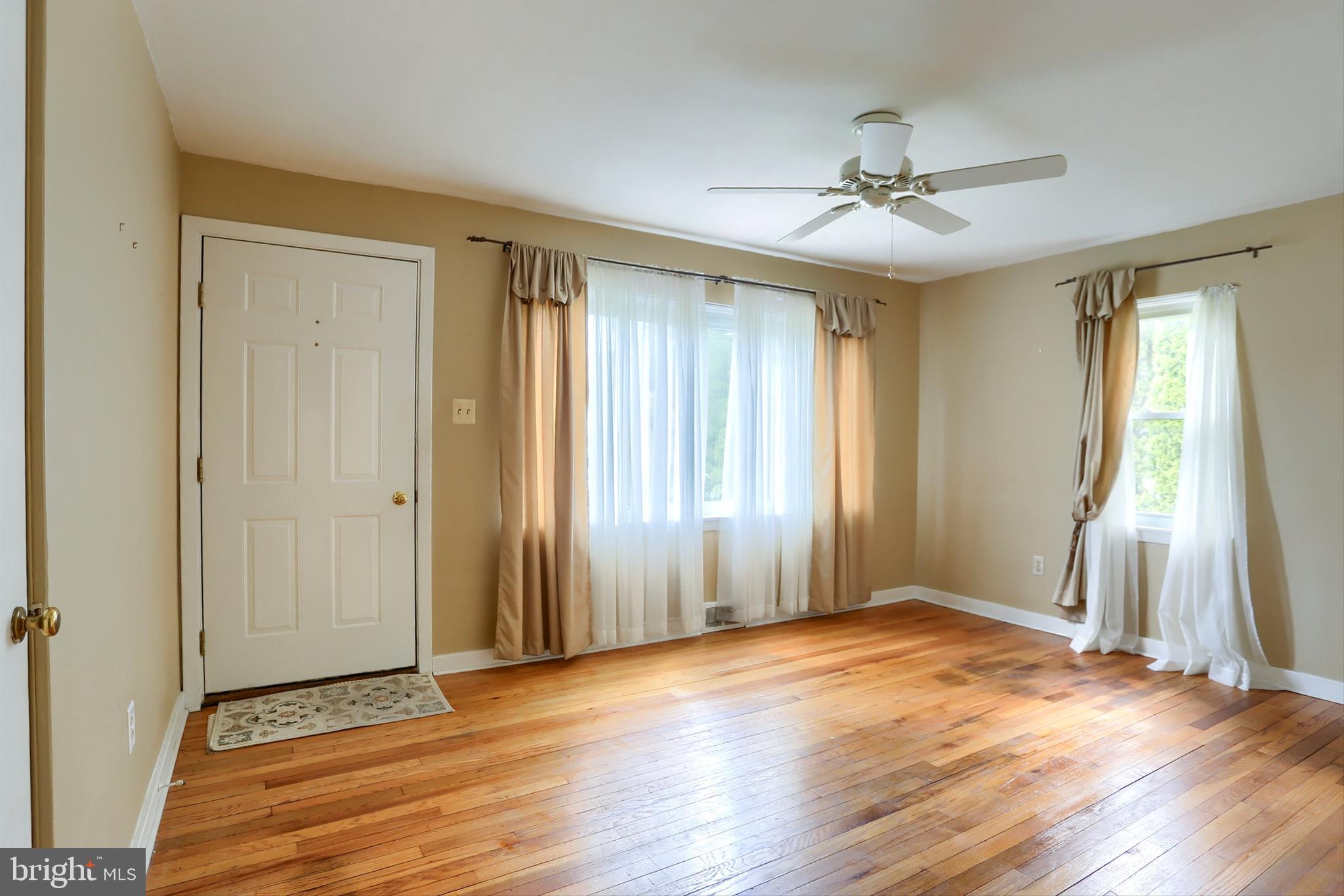 HAMPDEN GARDENS - Residential