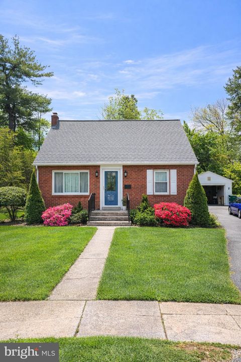 Photo of 8 Green Circle, CAMP HILL, PA 17011 (MLS # PACB2053530)