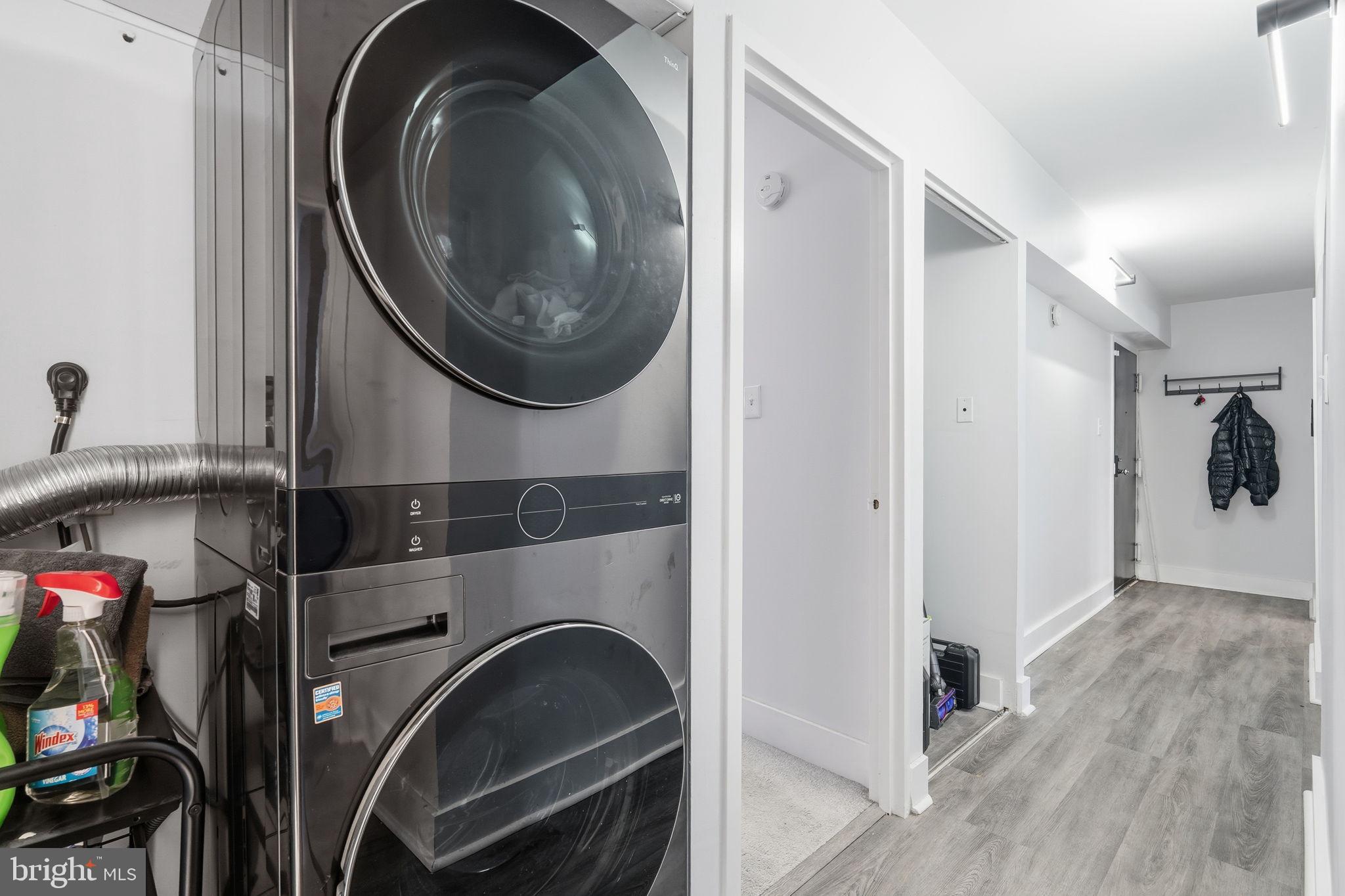 SHADOWOOD - Residential Lease