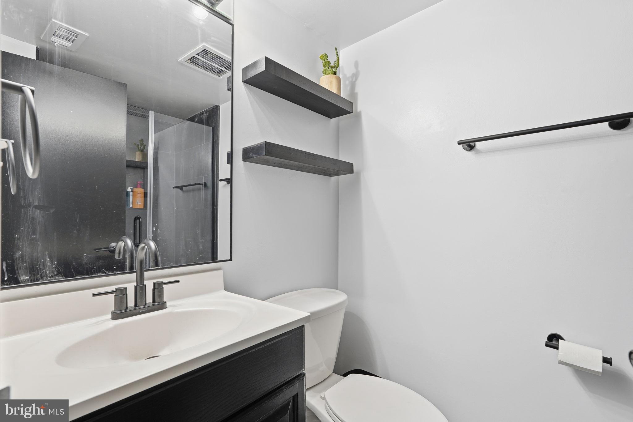 SHADOWOOD - Residential Lease