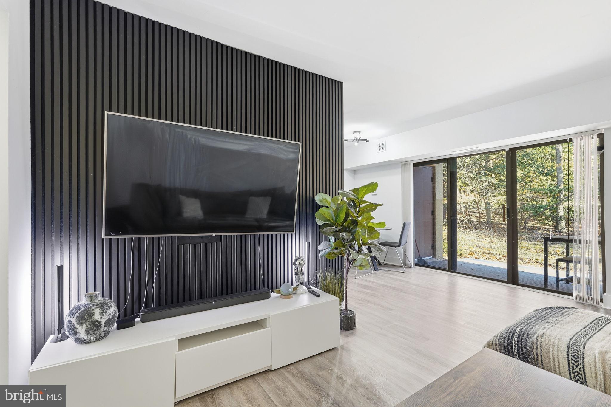 11647 STONEVIEW SQUARE 88/2B