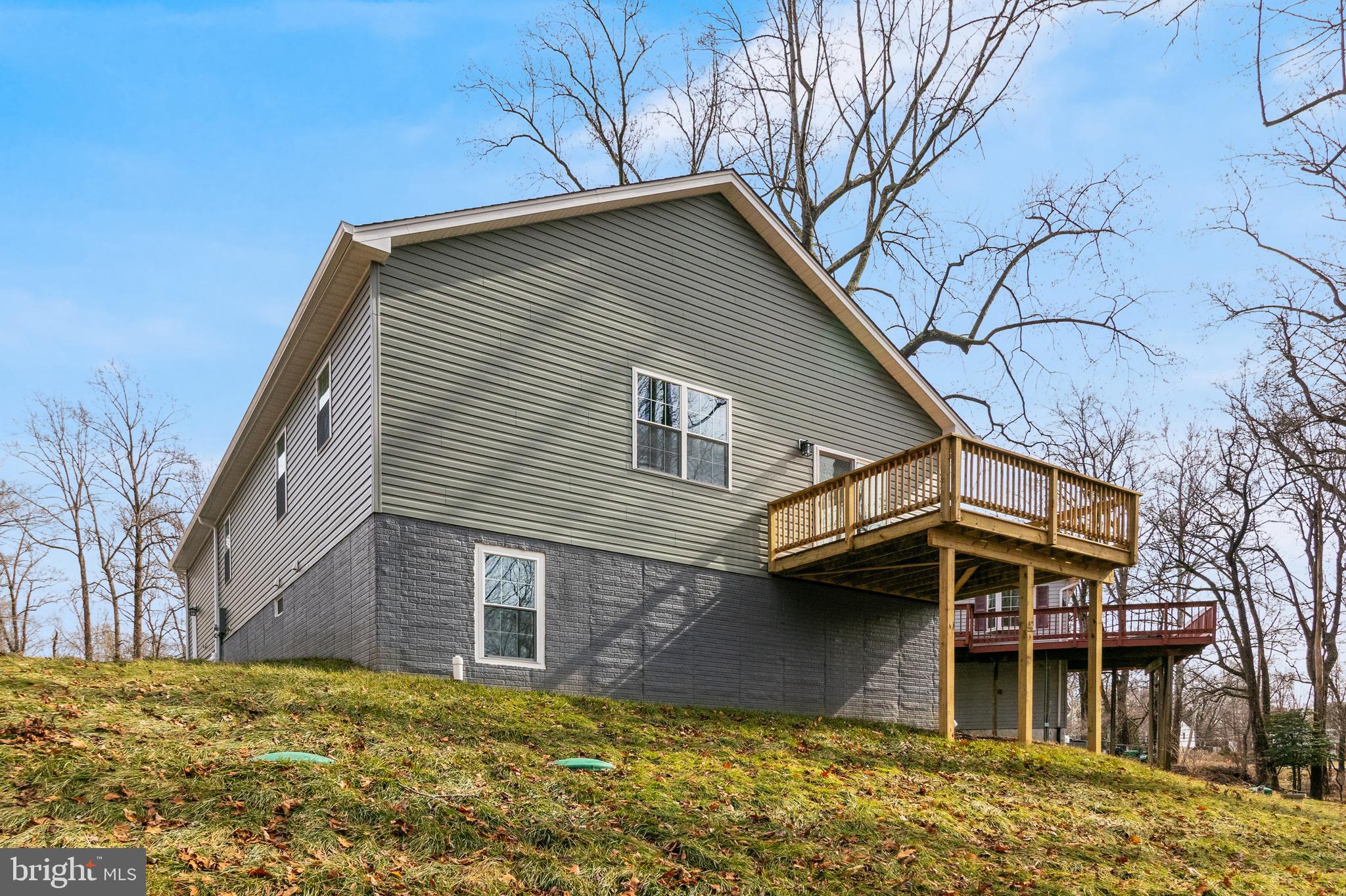 RUSTIC HILLS - Residential
