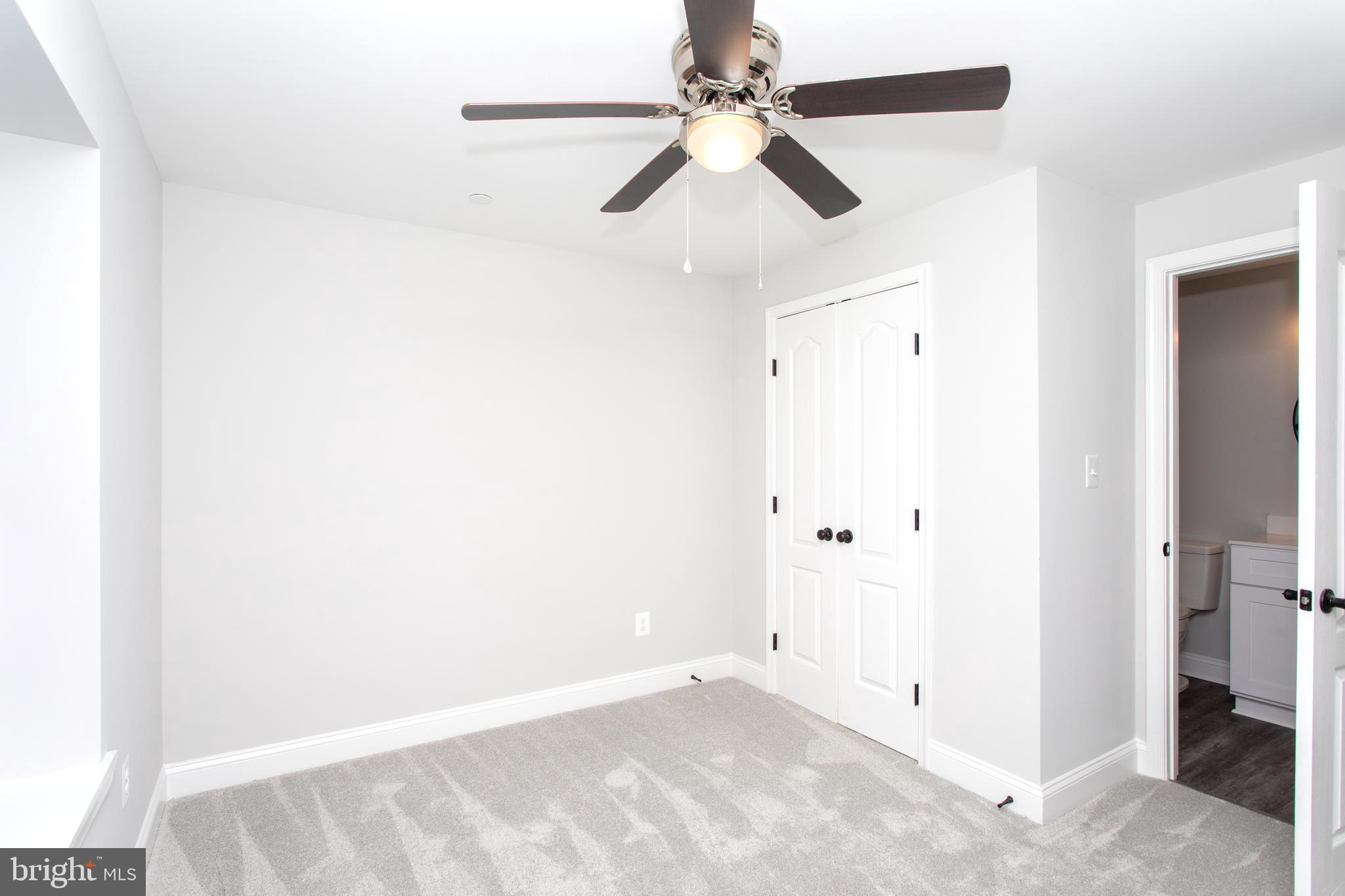 RUSTIC HILLS - Residential