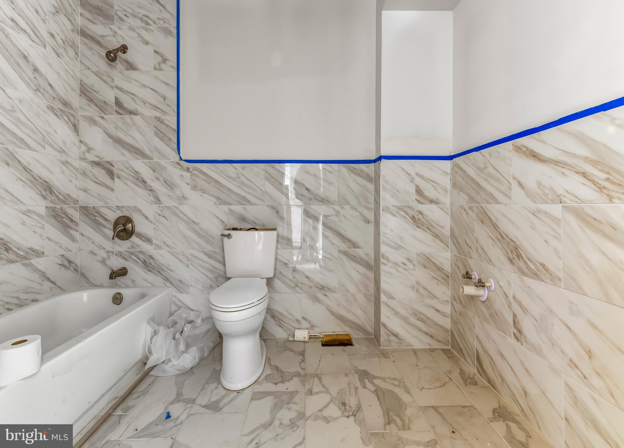 125 COUNTRY CLUB ROAD