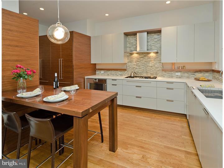 SOCIETY HILL - Residential