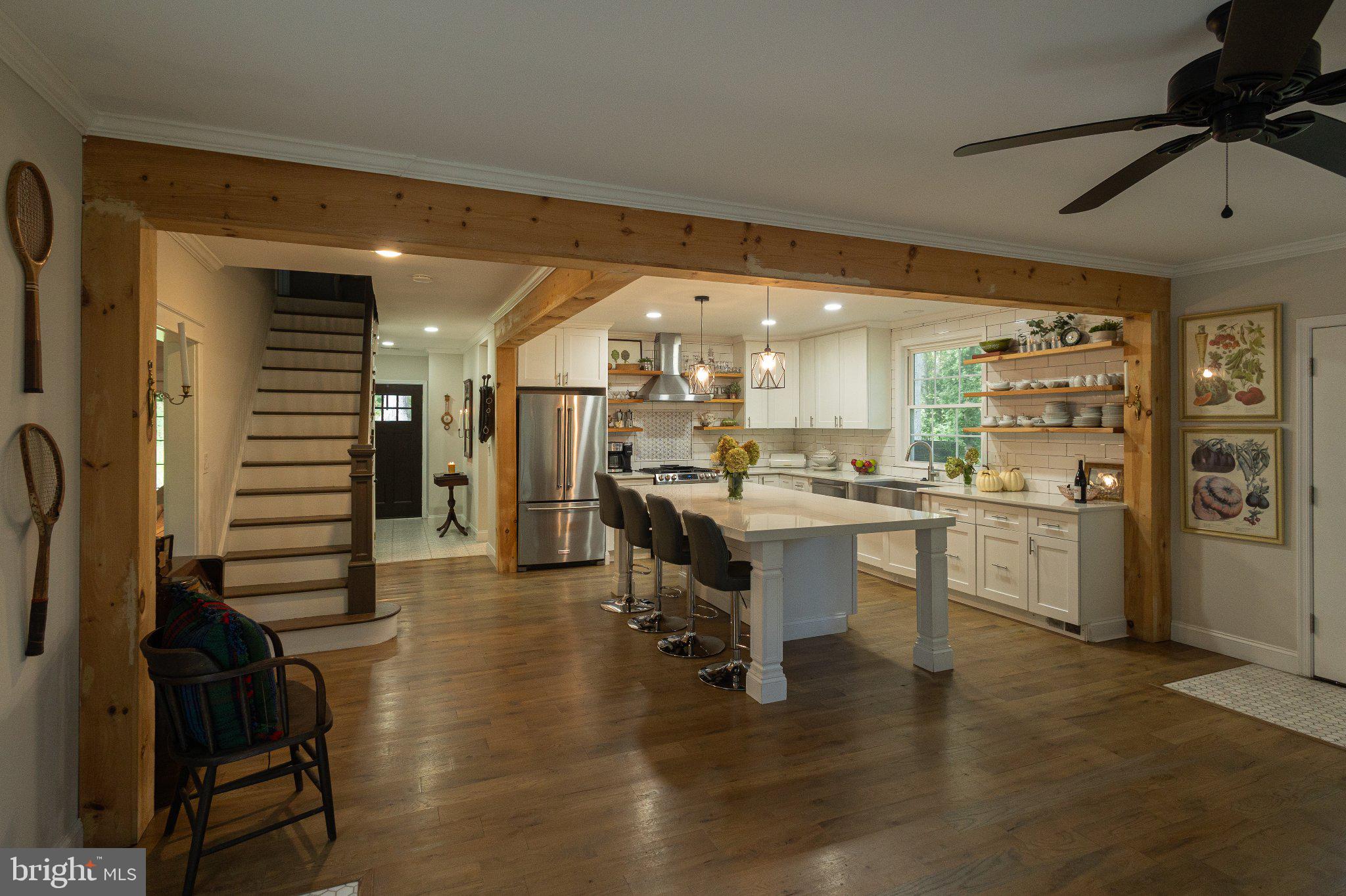 1022 UPPER GLENCOE ROAD
