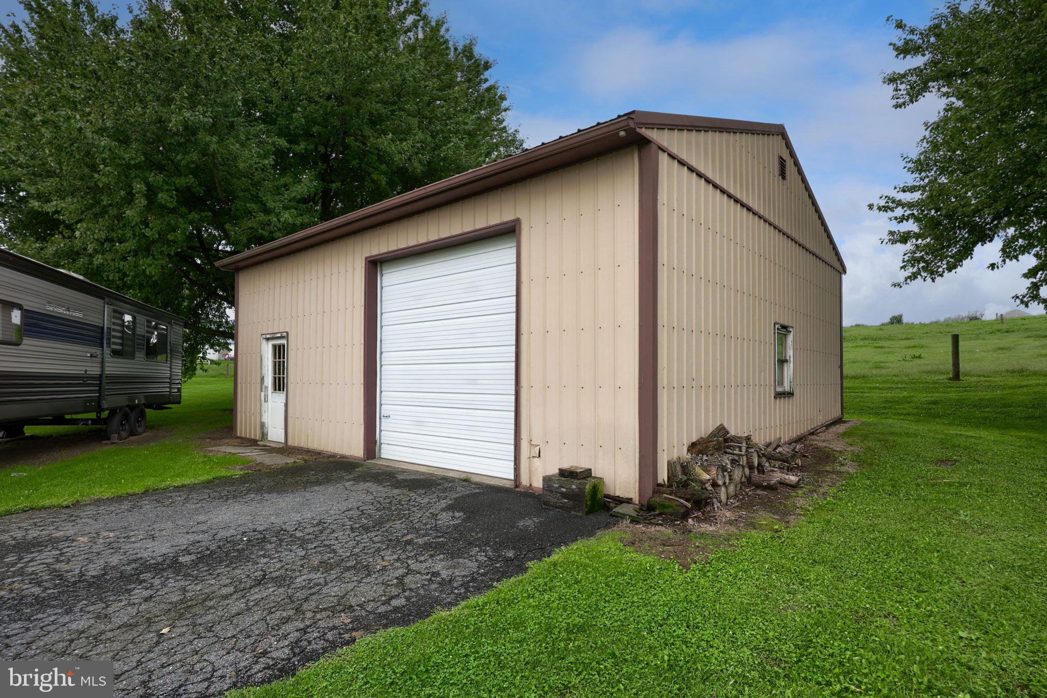 1920 ROCKVALE ROAD