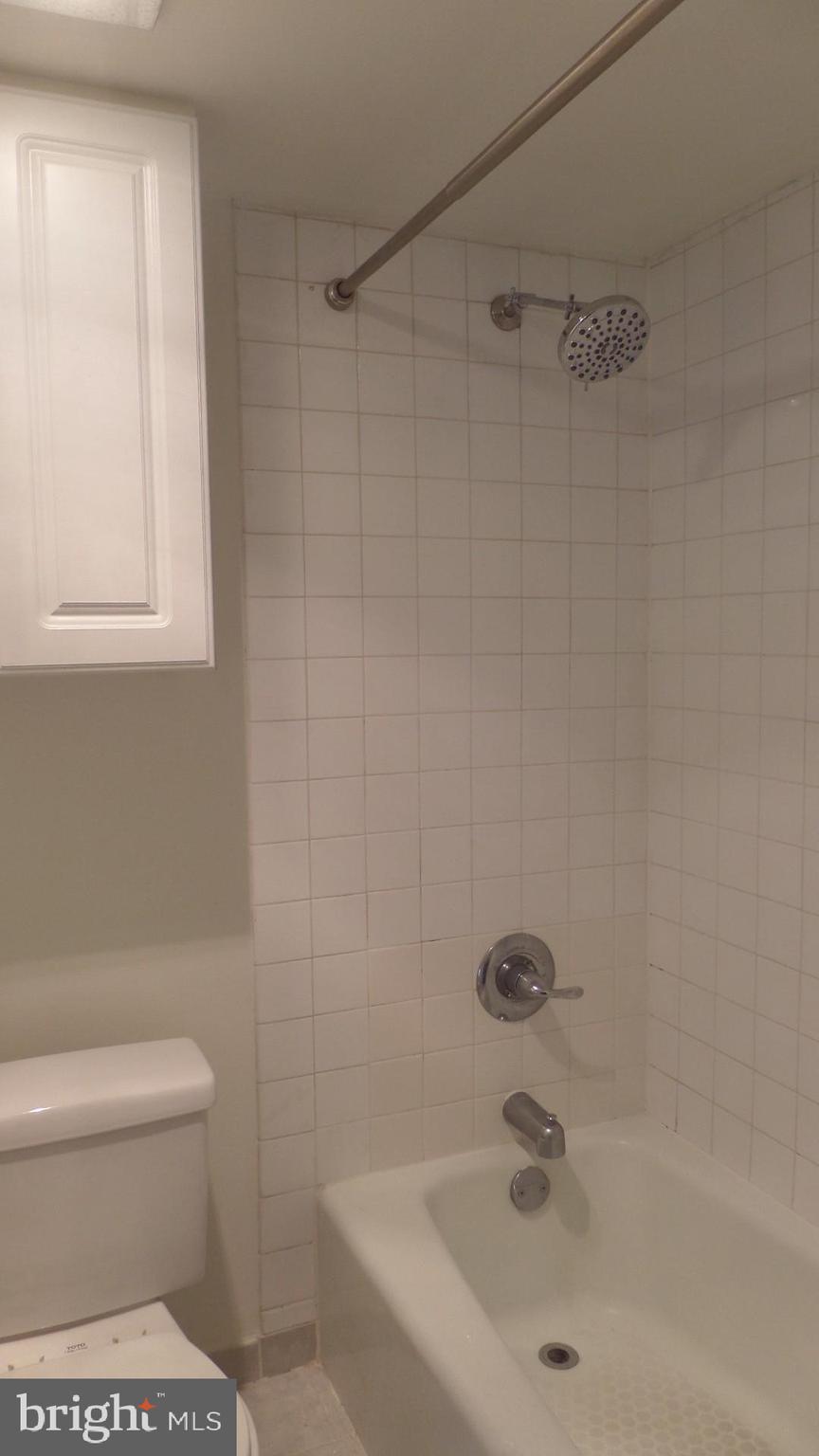 HUNTING CREEK CLUB - Residential Lease