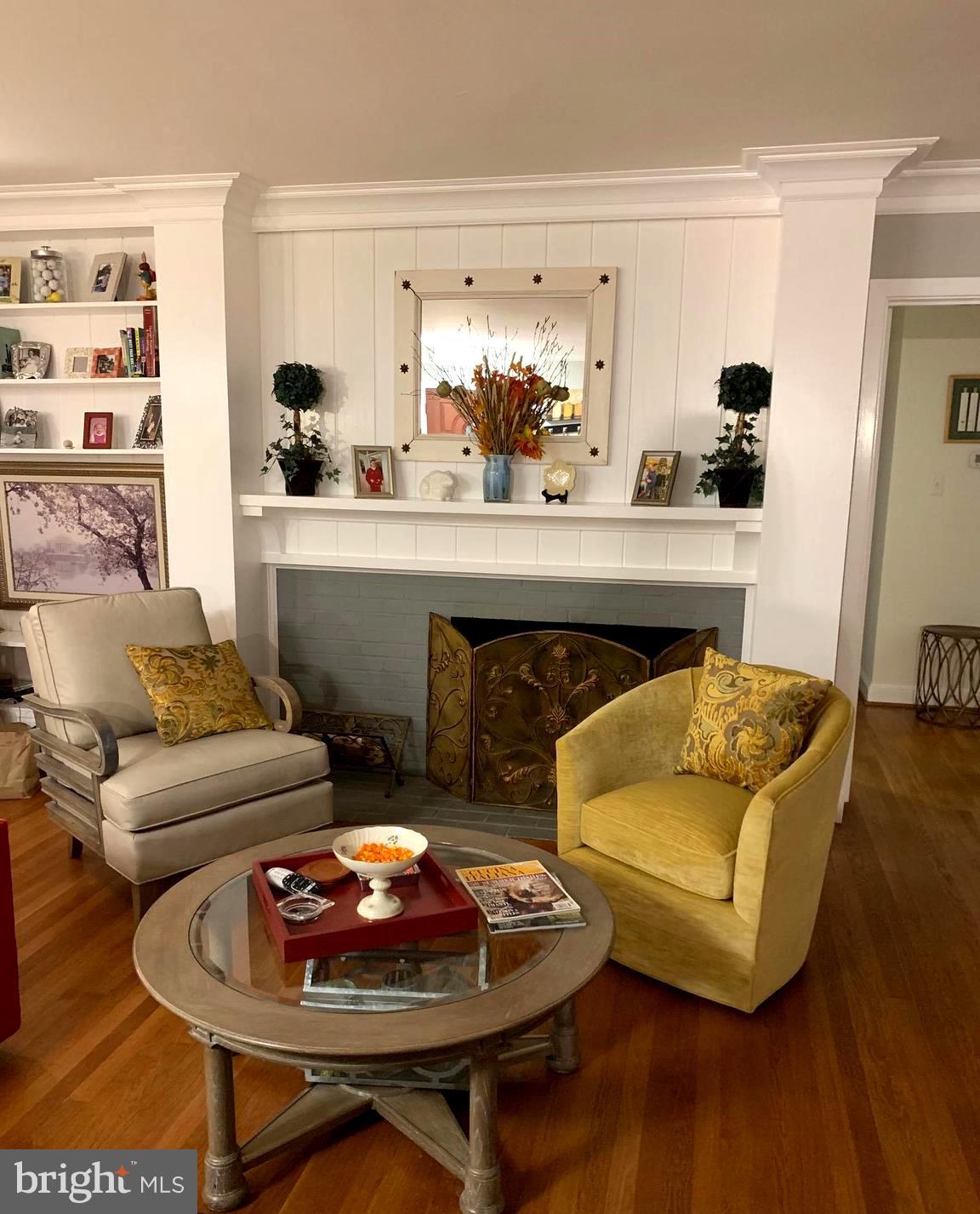 BEVERLEY HILLS - Residential