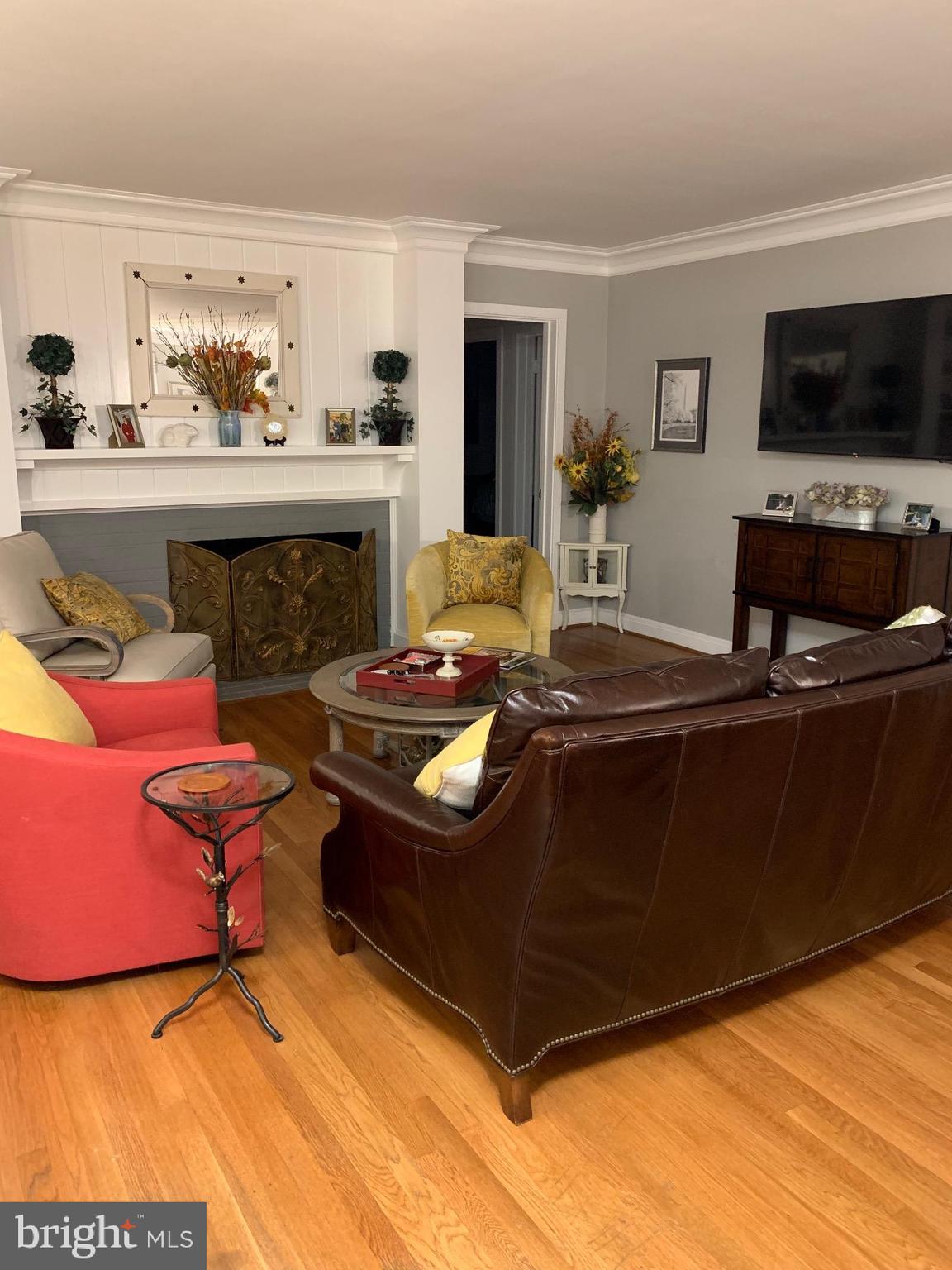 BEVERLEY HILLS - Residential