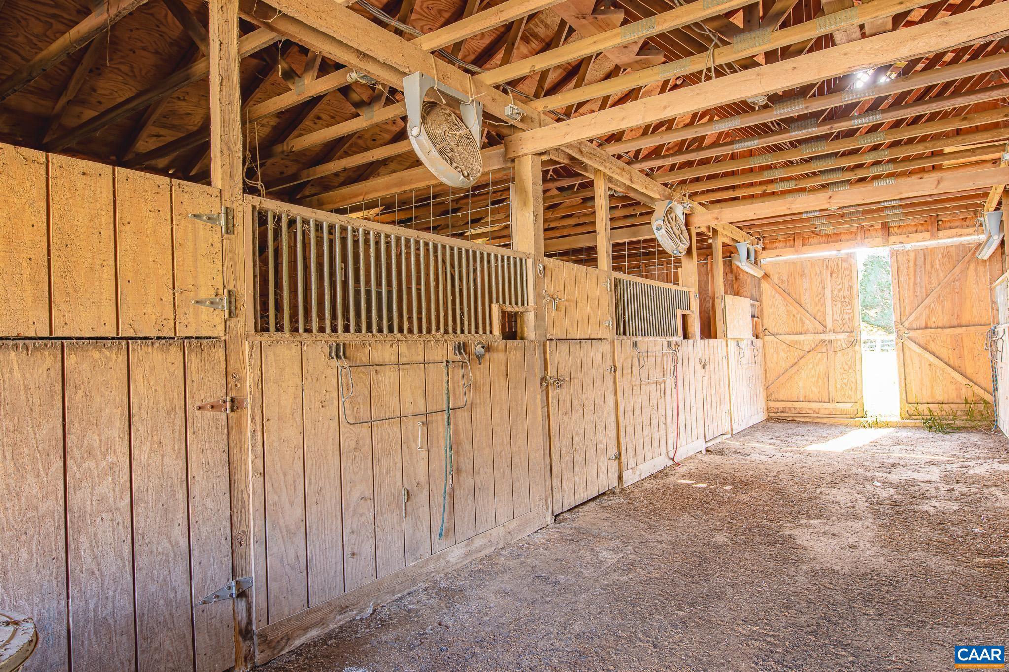 BARBOURSVILLE - Farm