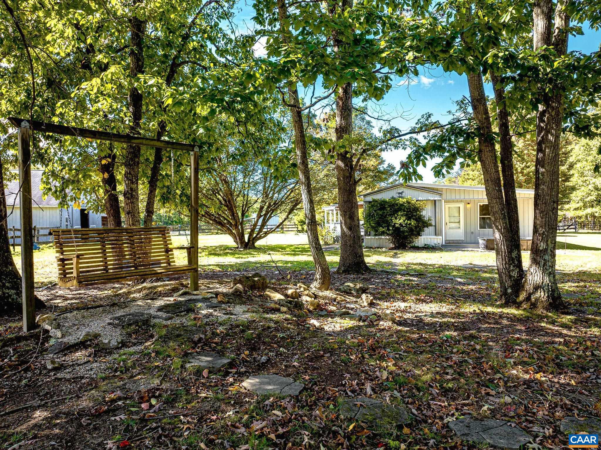 BARBOURSVILLE - Farm