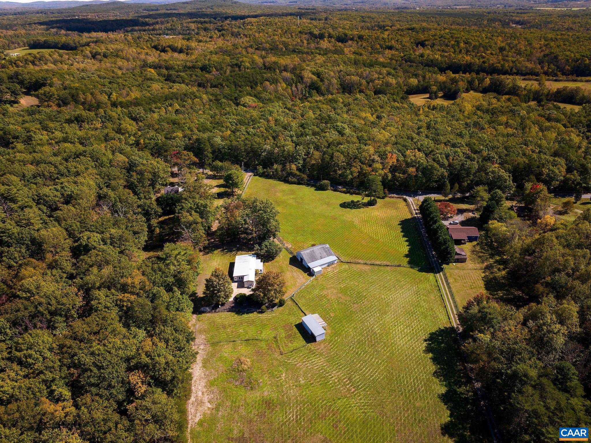 BARBOURSVILLE - Farm