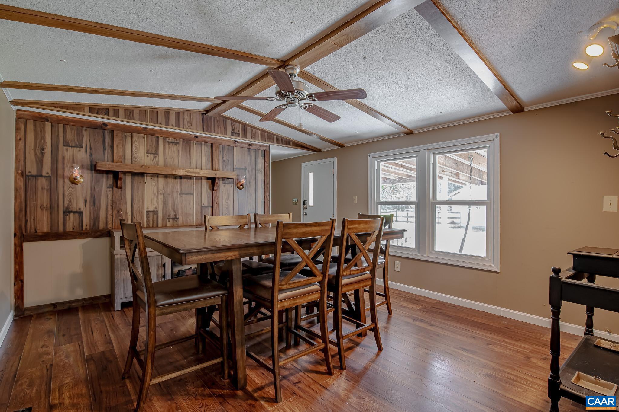 BARBOURSVILLE - Farm