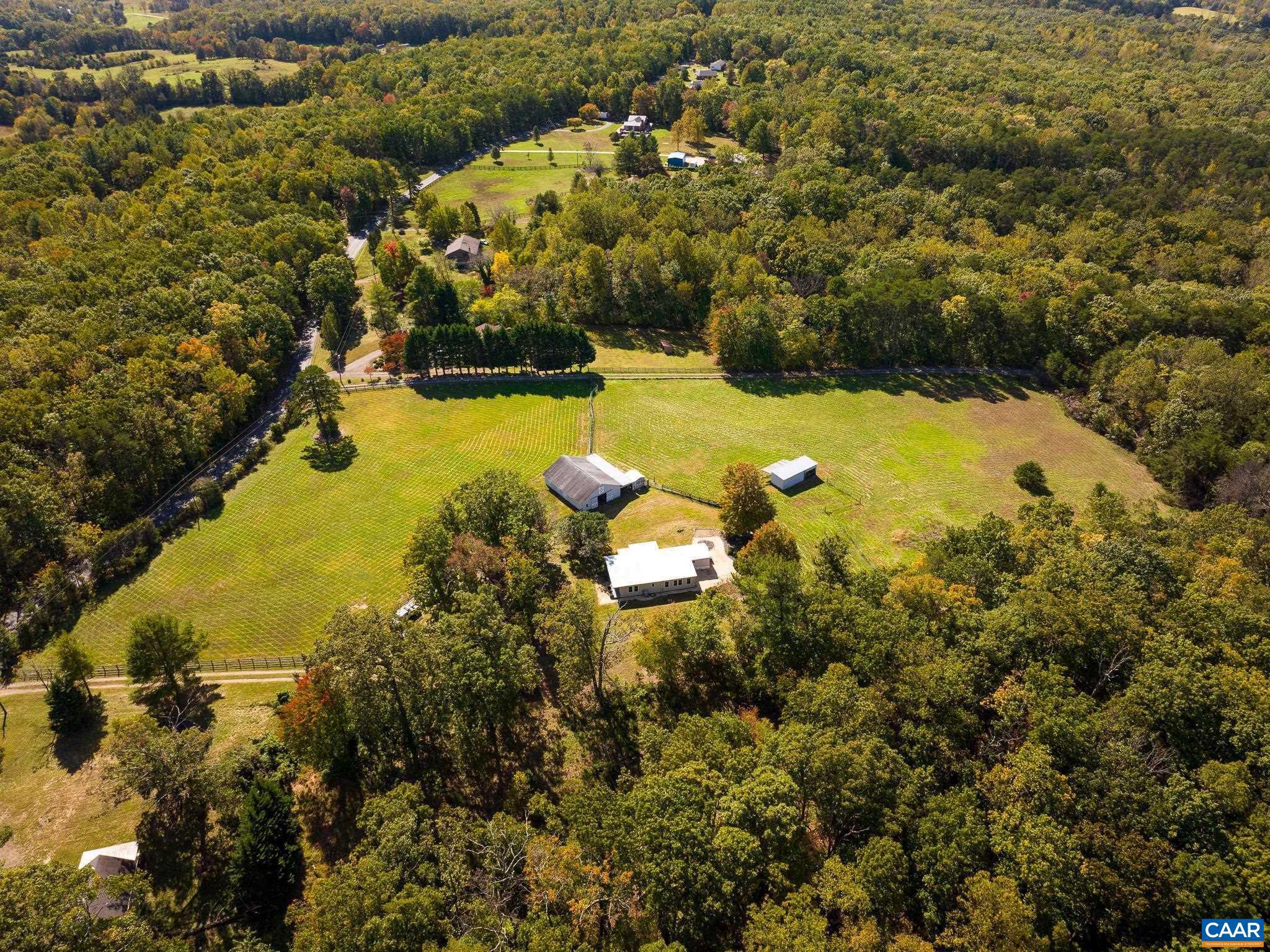 BARBOURSVILLE - Farm