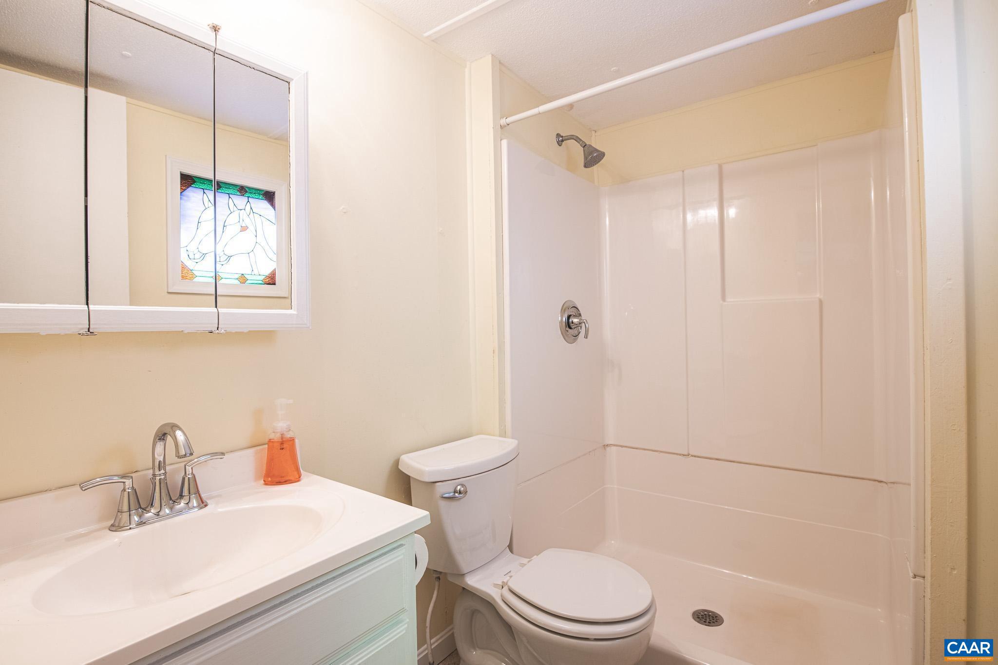 BARBOURSVILLE - Farm